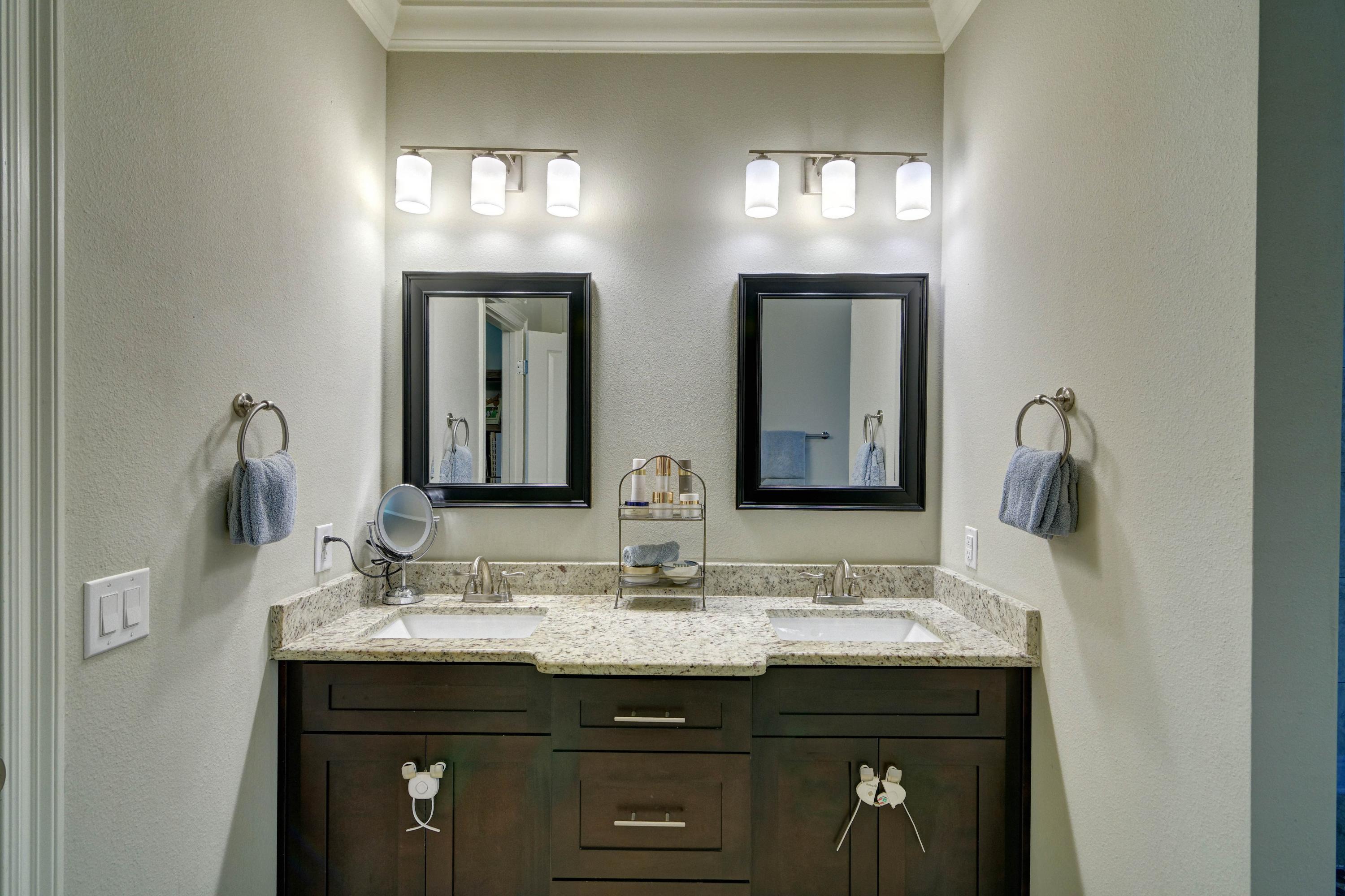 NAVARRE S/D 2ND ADDN - Residential