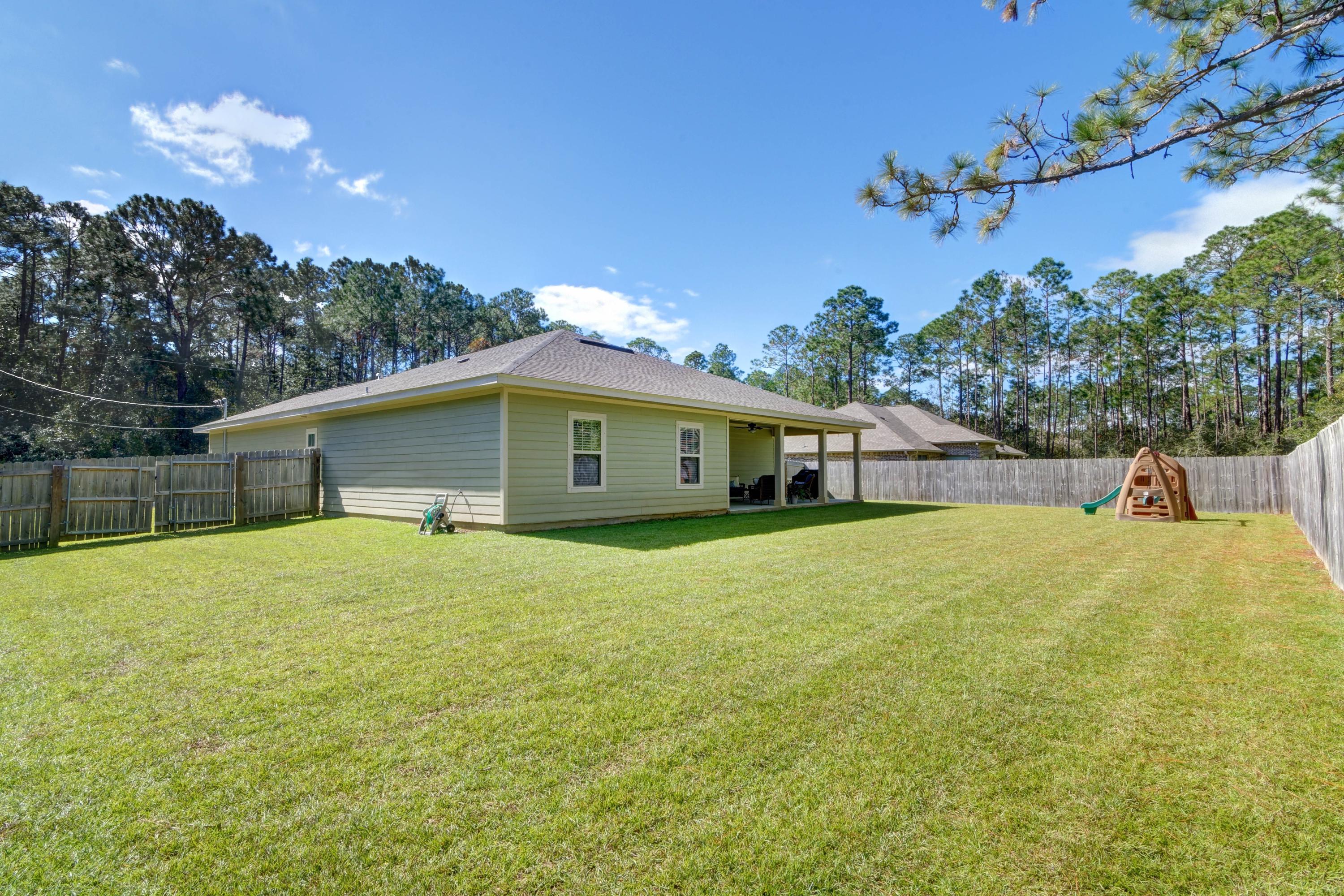 NAVARRE S/D 2ND ADDN - Residential