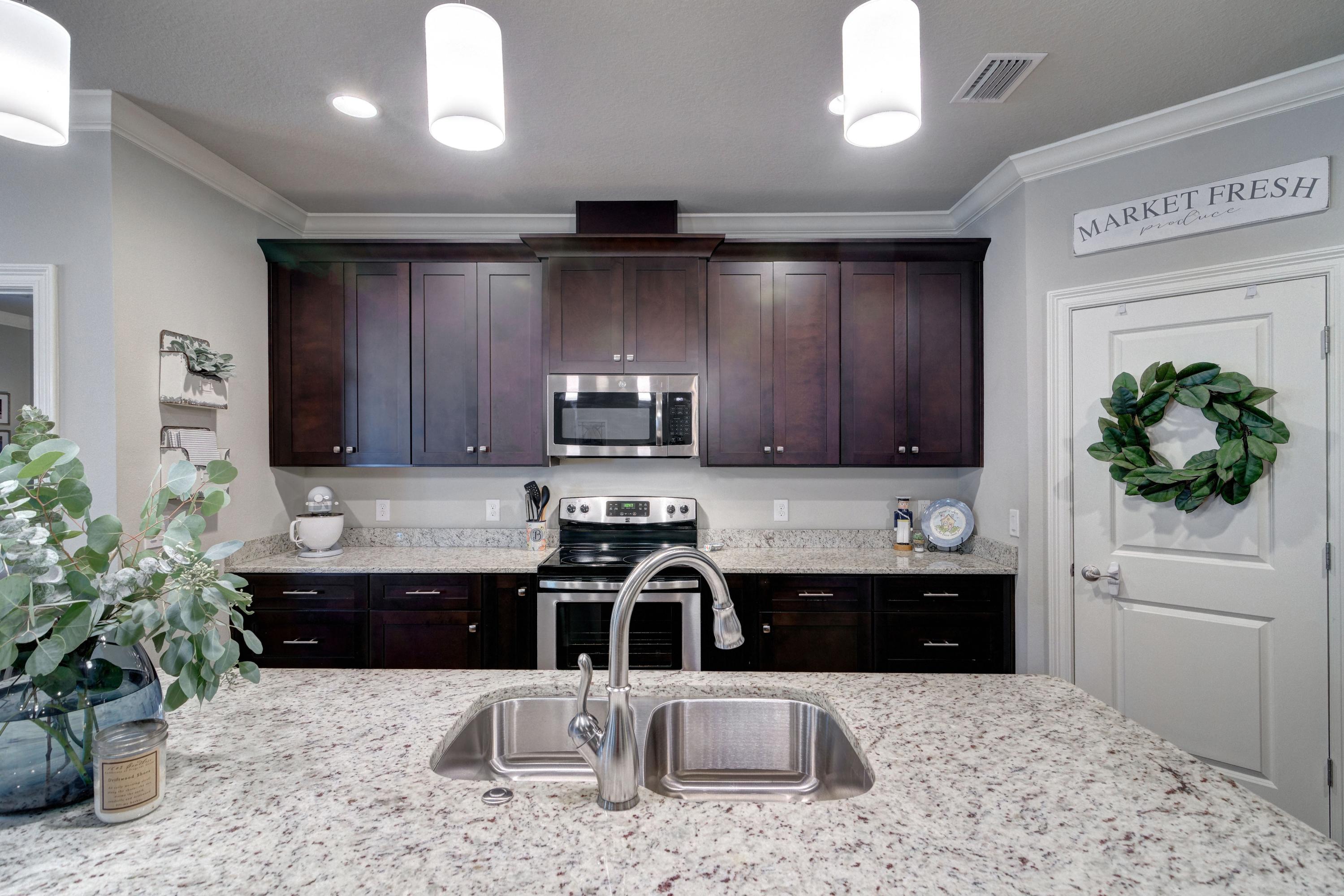 NAVARRE S/D 2ND ADDN - Residential