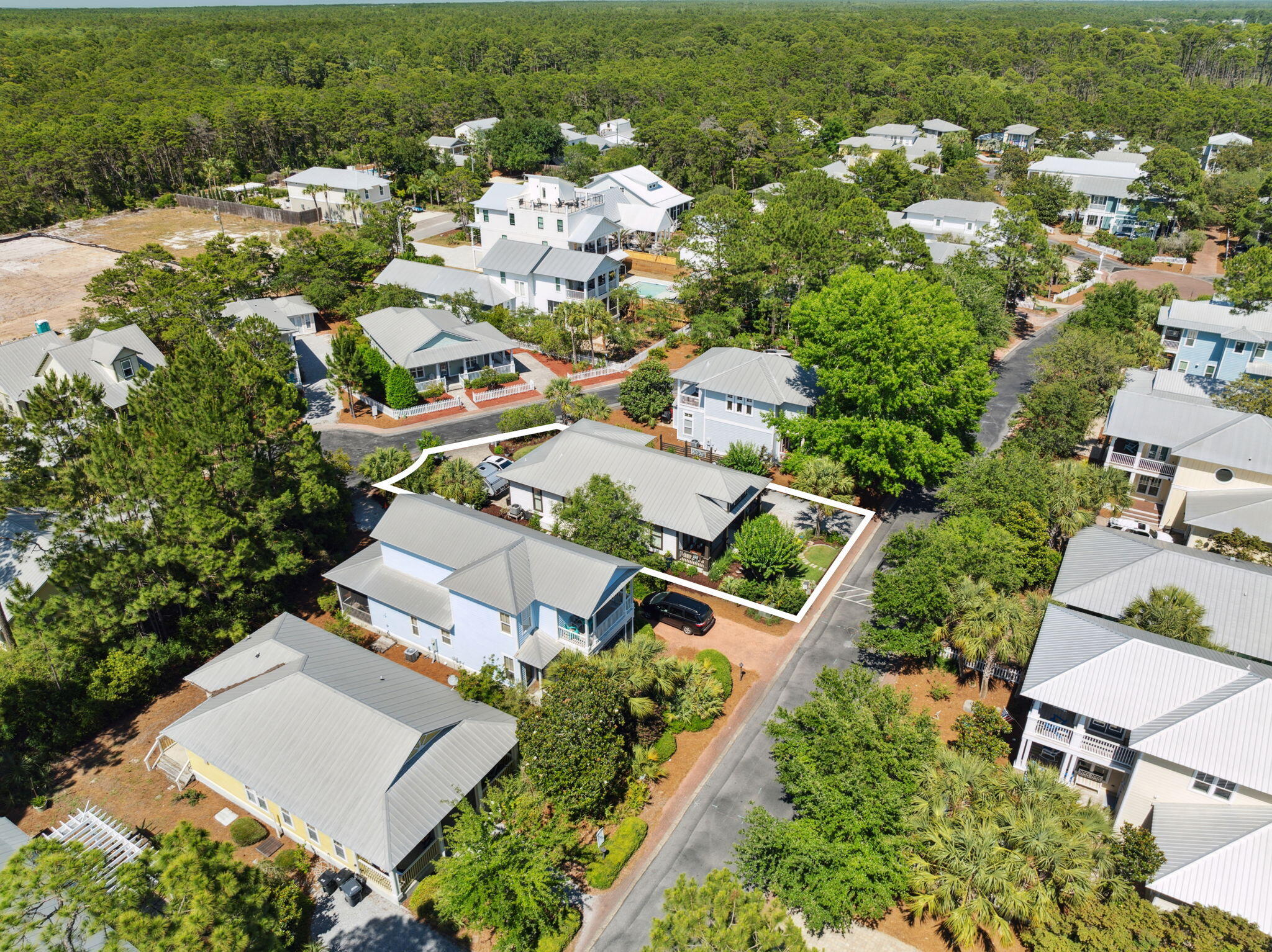 CASSINE VILLAGE - Residential