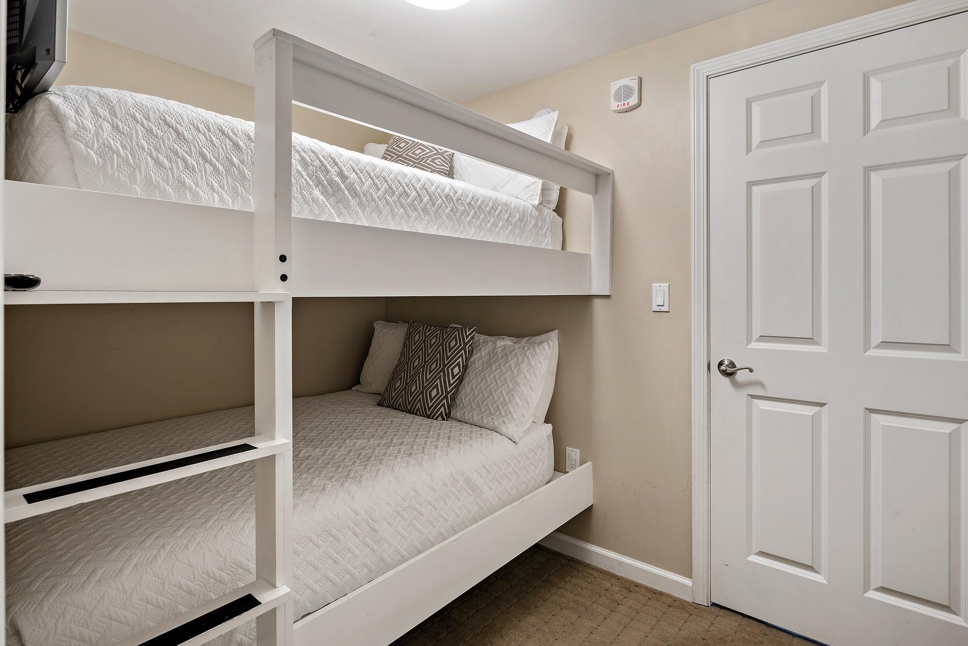 THE PALMS OF DESTIN - Residential