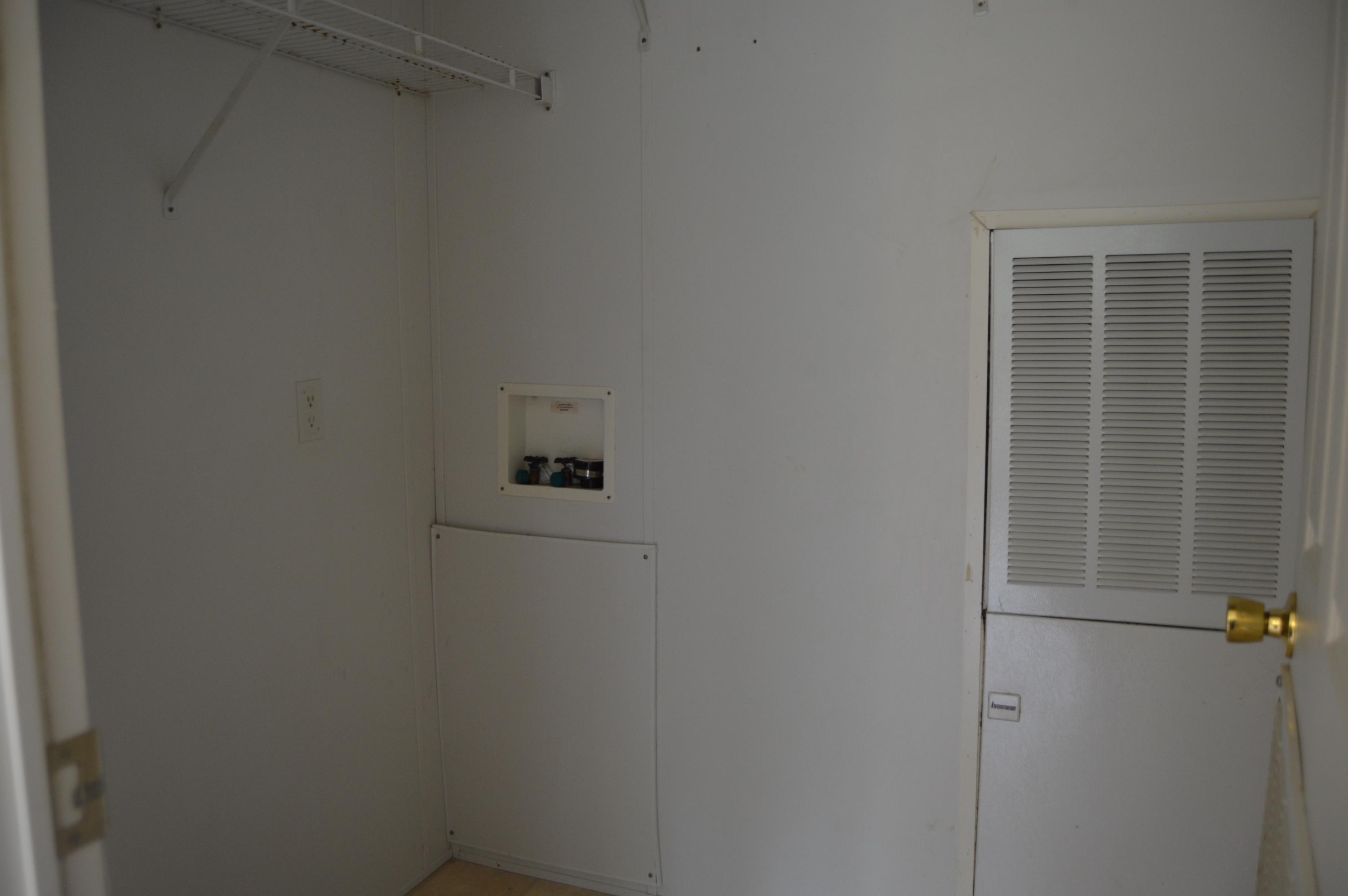 WHISPERING PINEWOODS UNREC - Residential