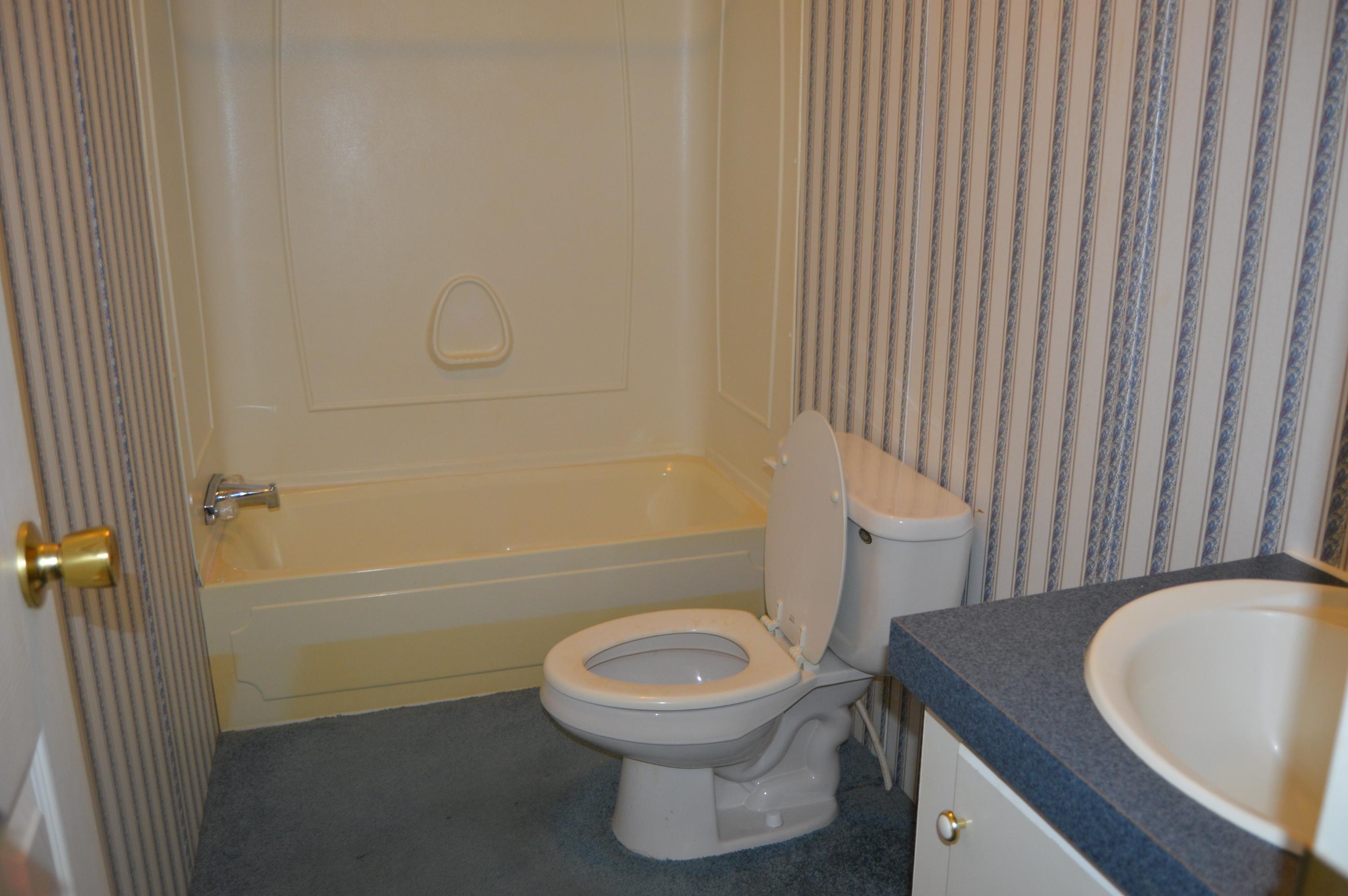 WHISPERING PINEWOODS UNREC - Residential