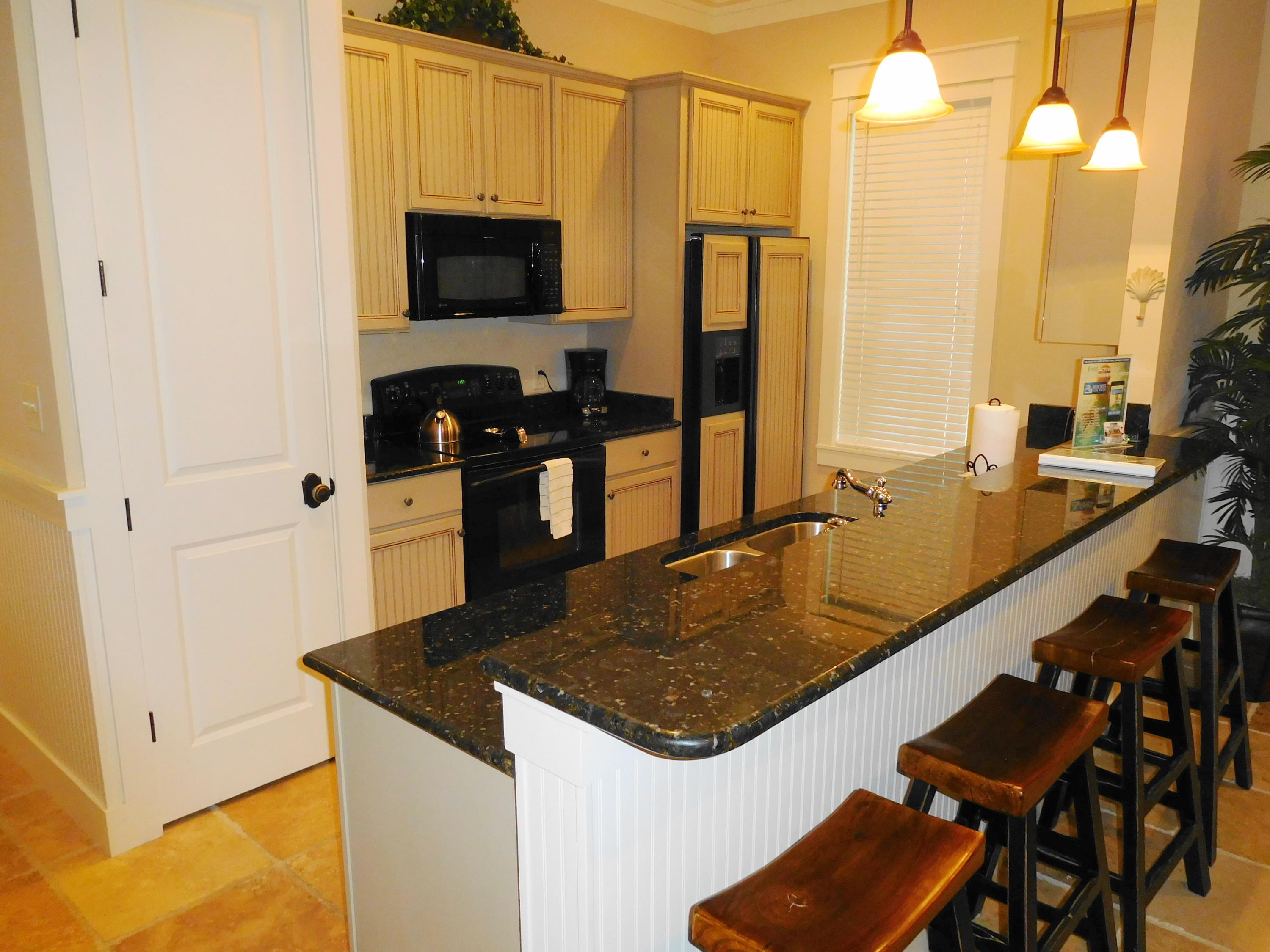 BUNGALOS AT SANDESTIN - Residential