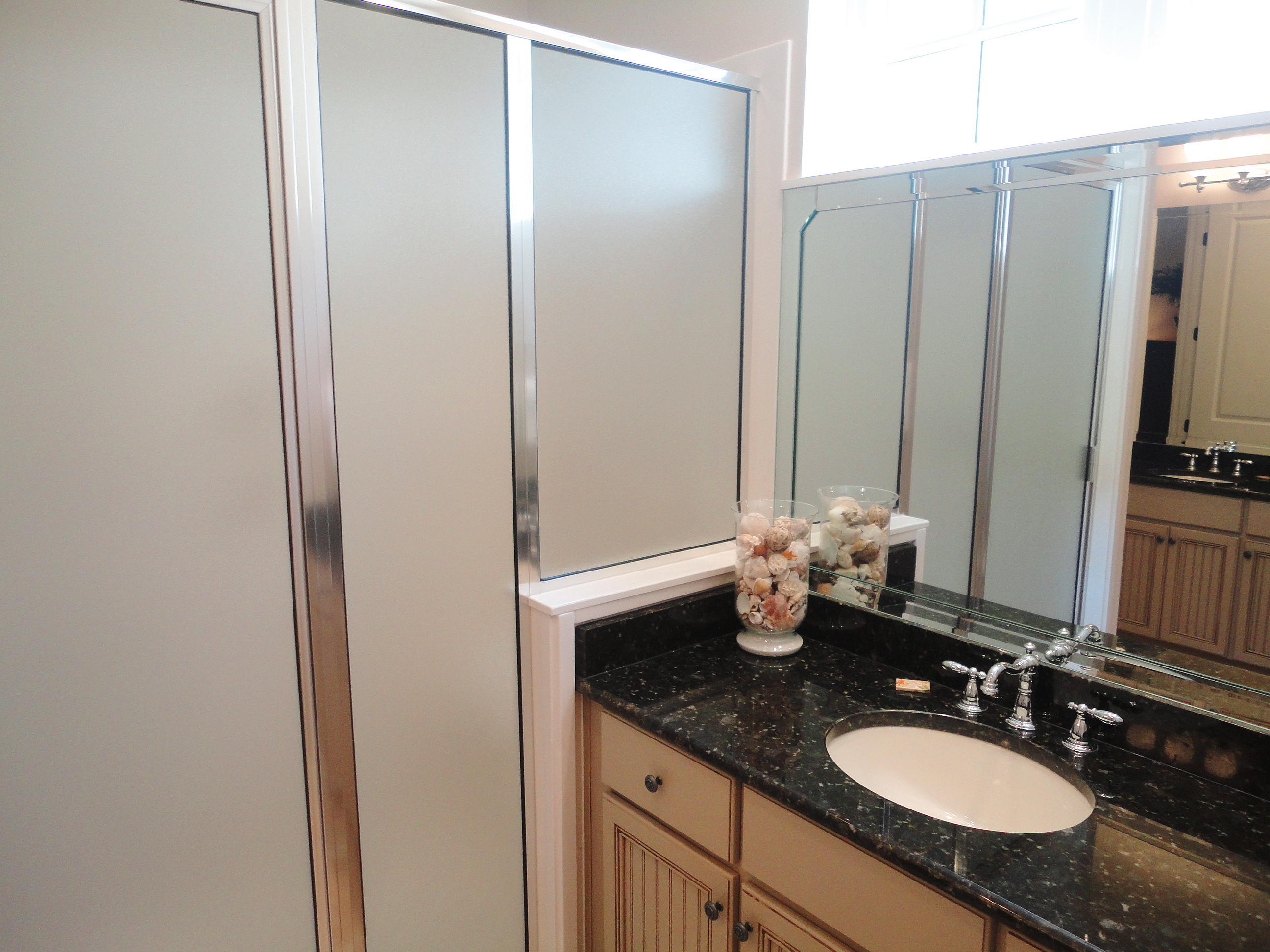 BUNGALOS AT SANDESTIN - Residential