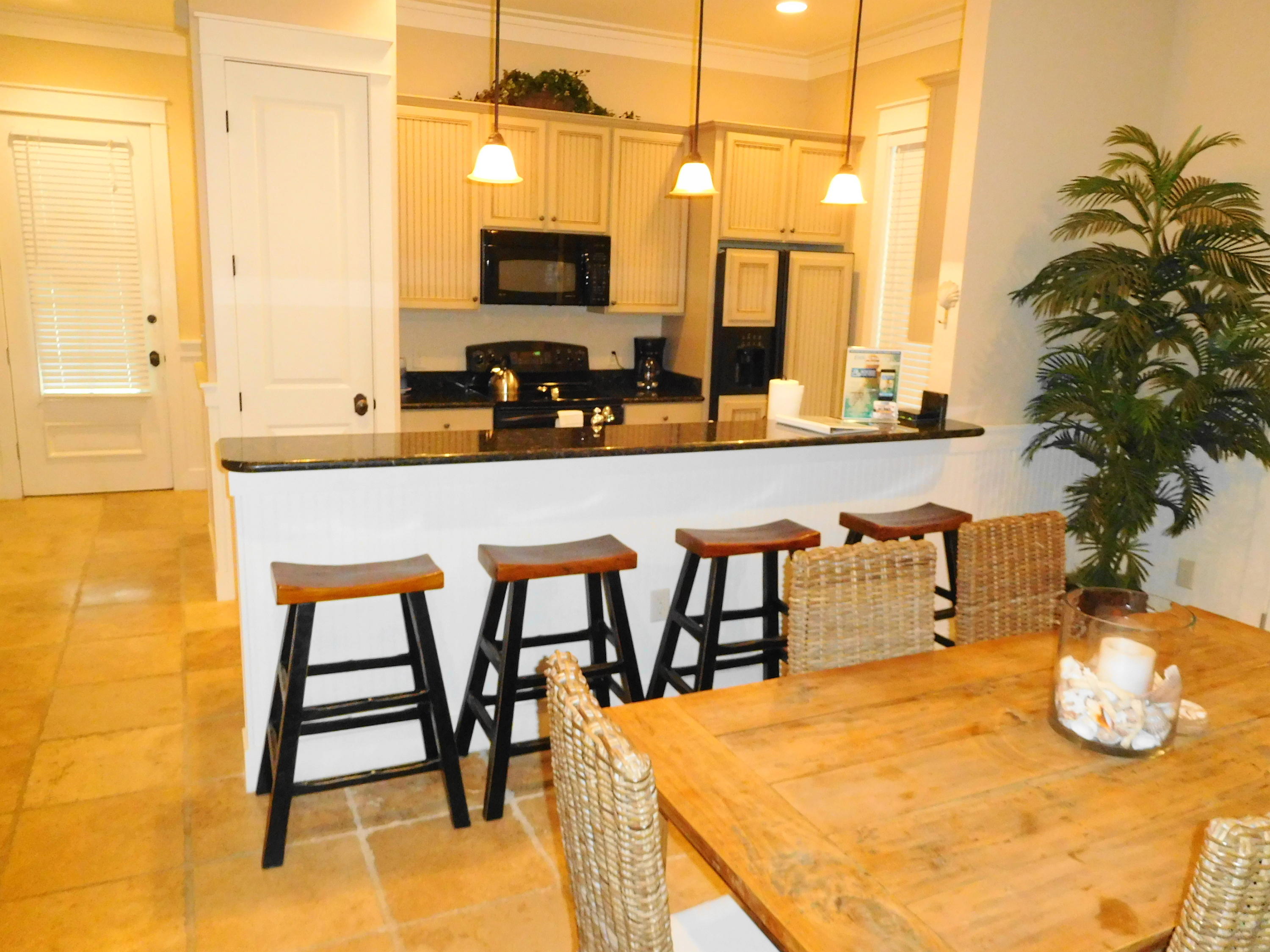 BUNGALOS AT SANDESTIN - Residential