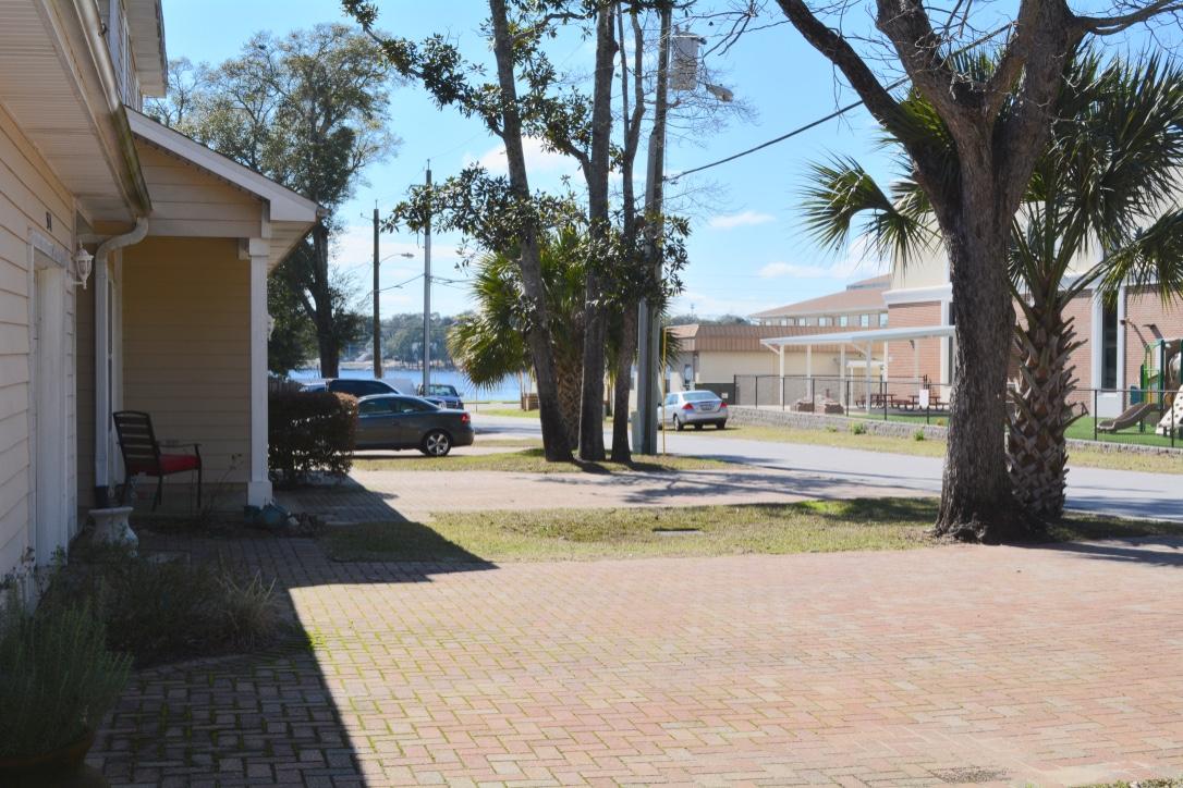 ARKIE & ALLEN - Residential