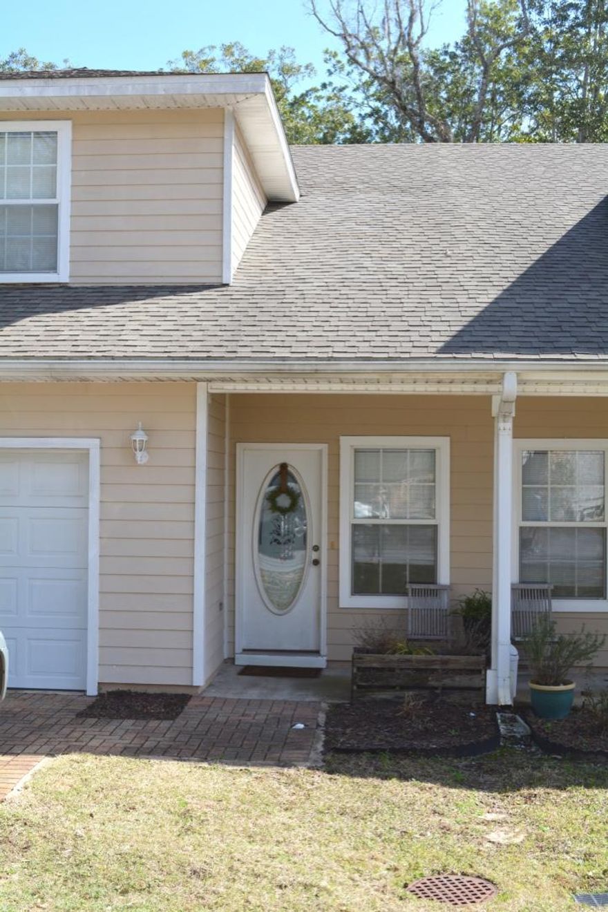 Short Sale. This townhome may be rented while awaiting short sale approval. Great Townhome in the heart of Niceville. Just a short walk to the Bayou. The downstairs has luxury vinyl plank flooring for easy maintenance. Spacious kitchen with granite countertops, lots of cabinets space and stainless steel appliances. There is a one car garage. Convenient to Eglin, Northwest Florida College, Duke Field and 7th Group.