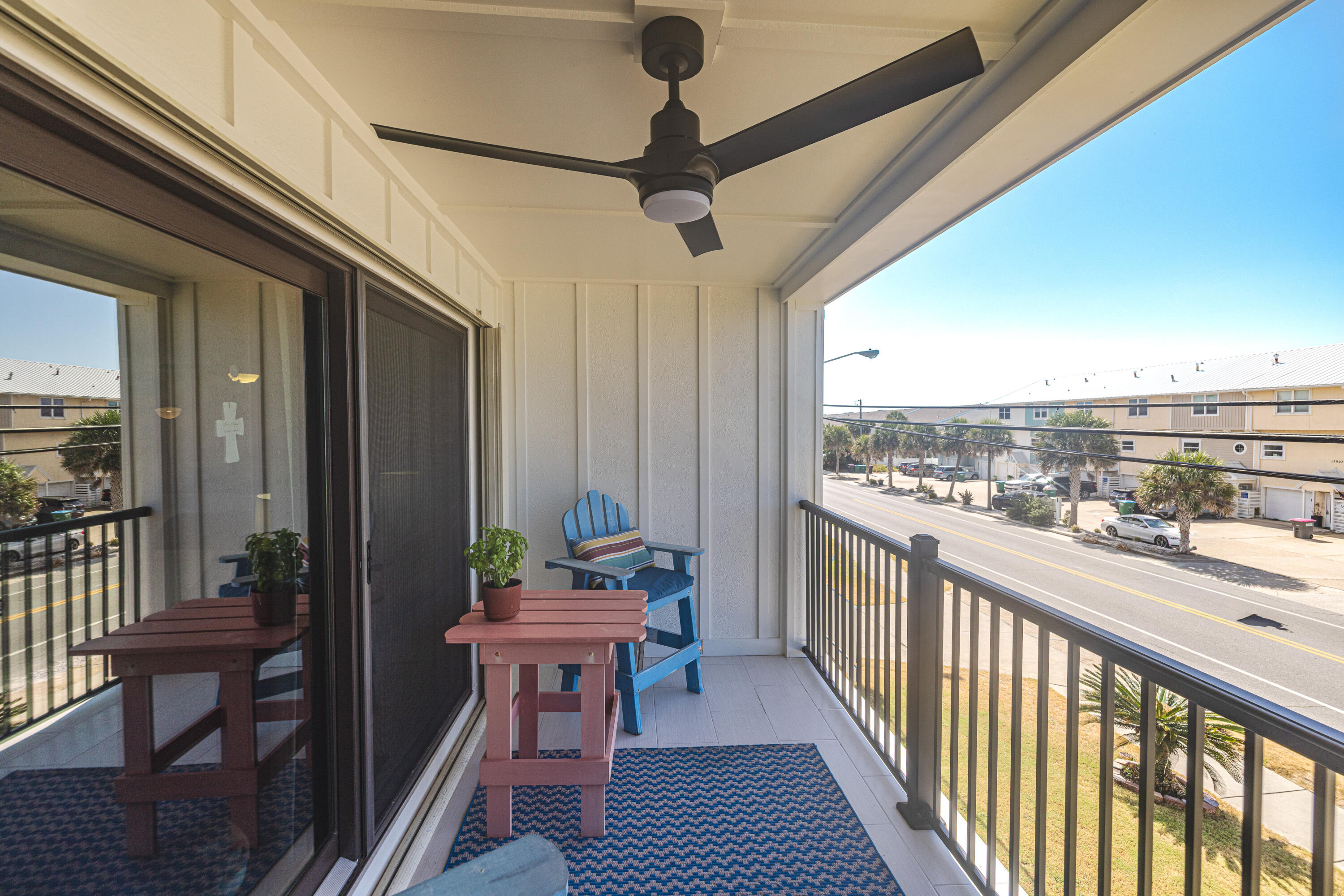 NAUTILUS CONDO - Residential