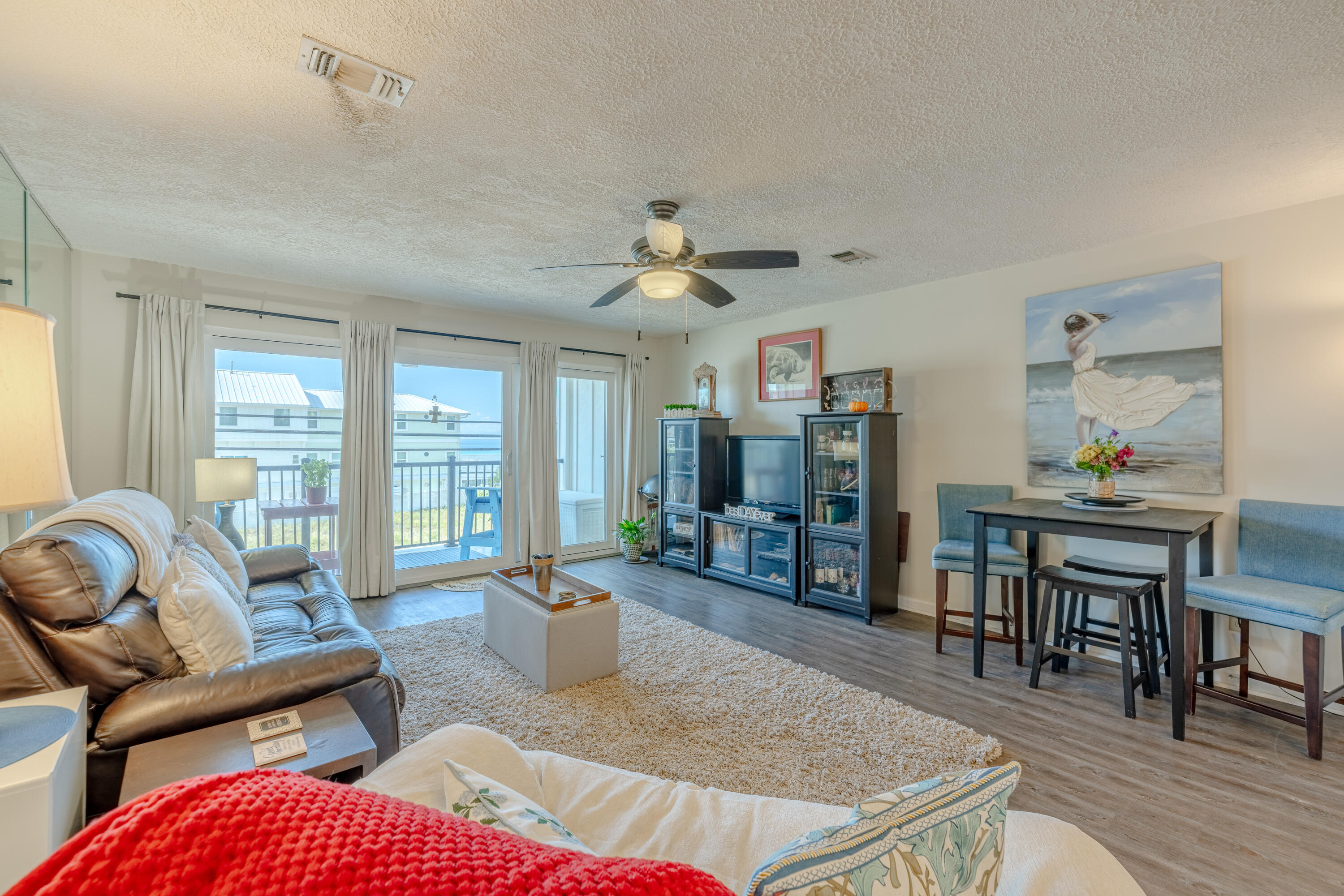 NAUTILUS CONDO - Residential