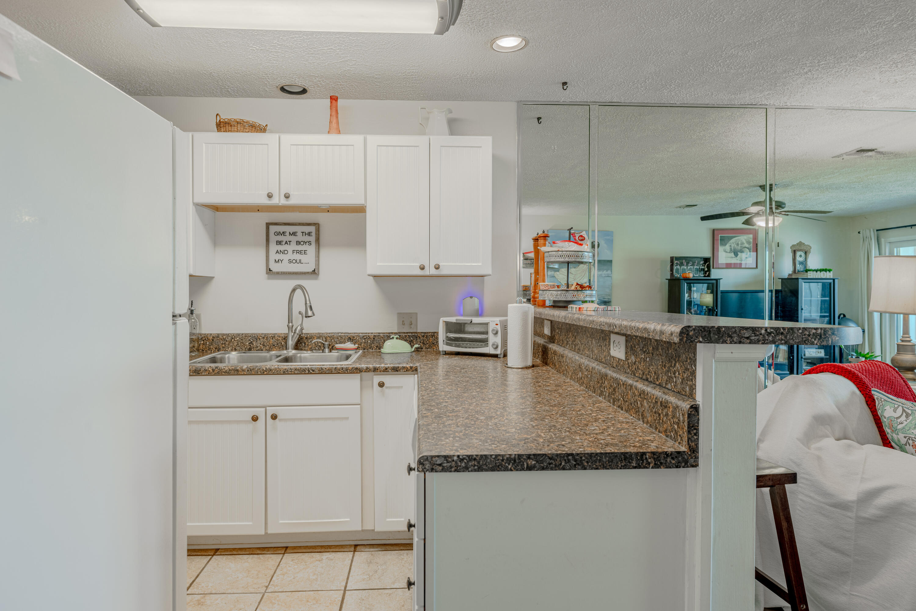 NAUTILUS CONDO - Residential