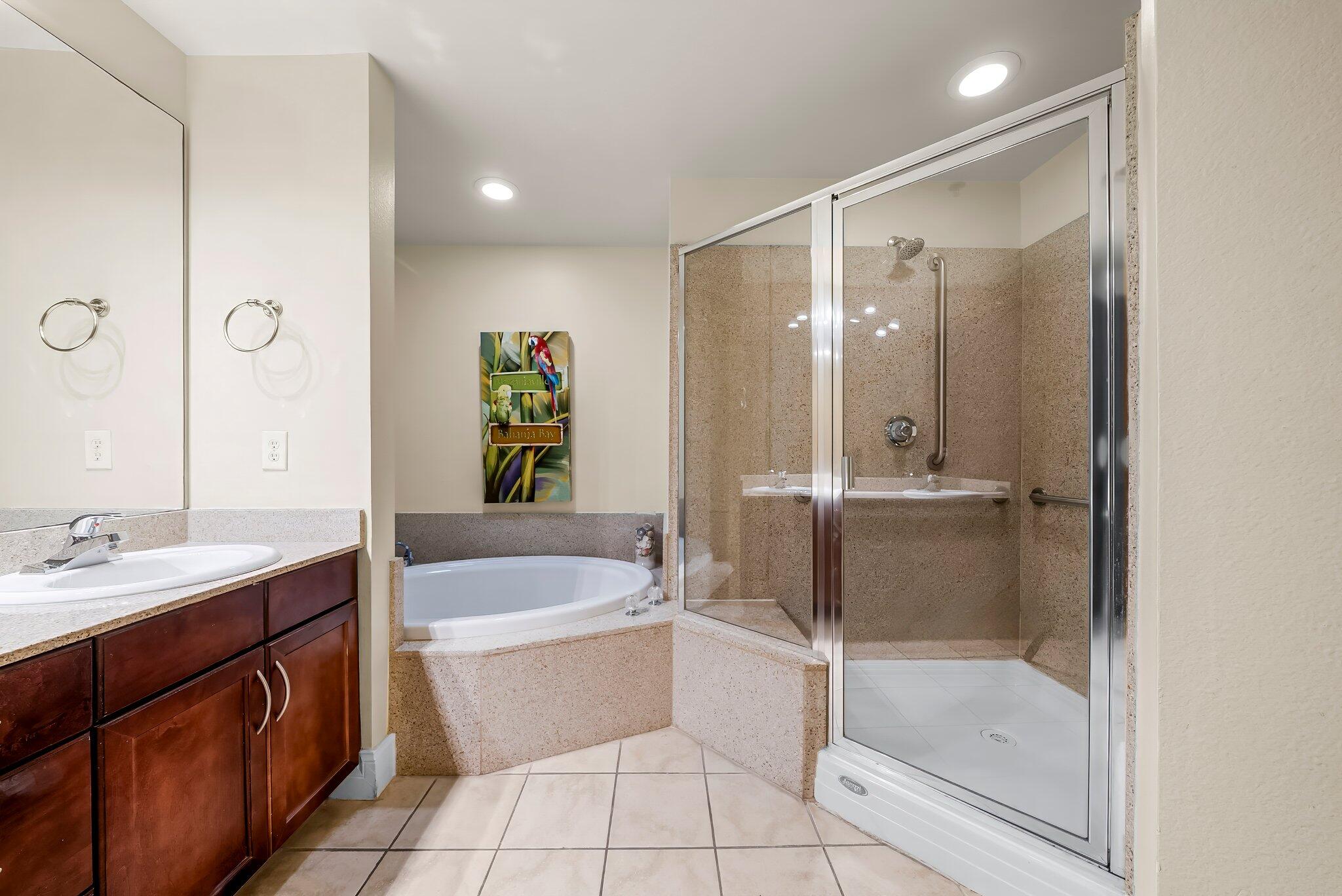 Laketown Wharf - Residential