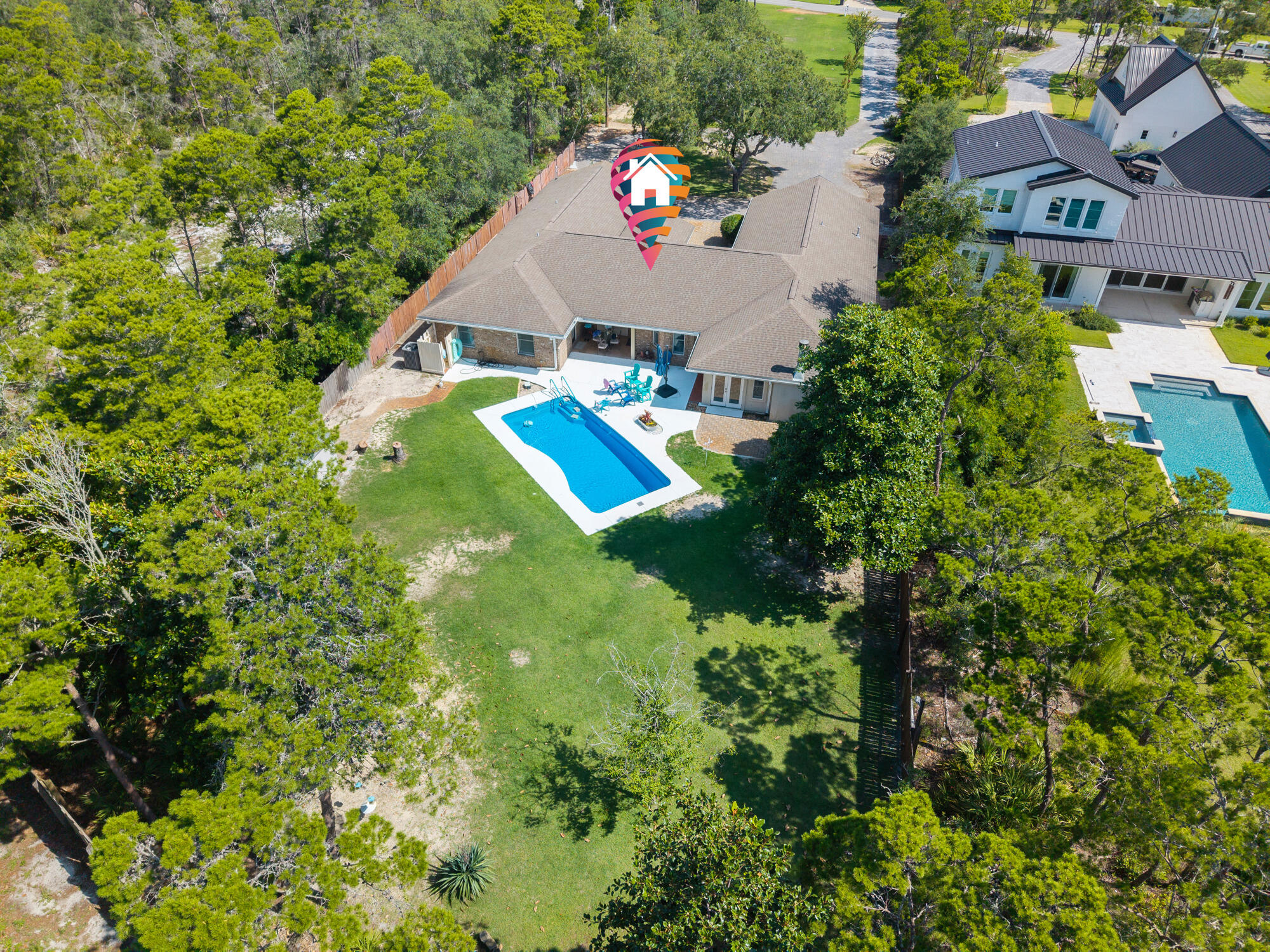 WHISPERING OAKS - Residential