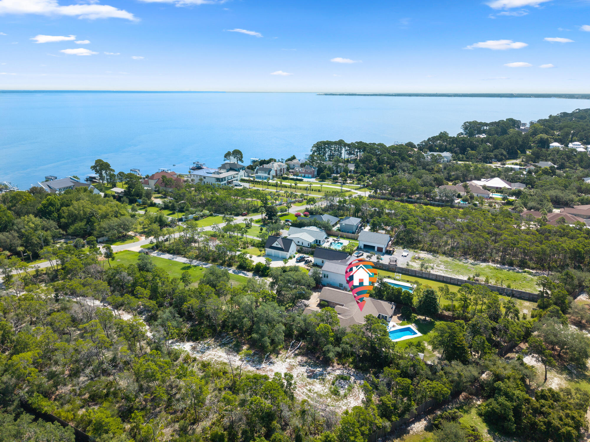 WHISPERING OAKS - Residential