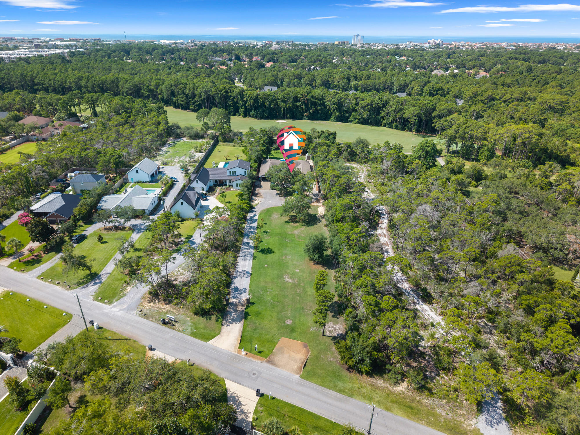 WHISPERING OAKS - Residential