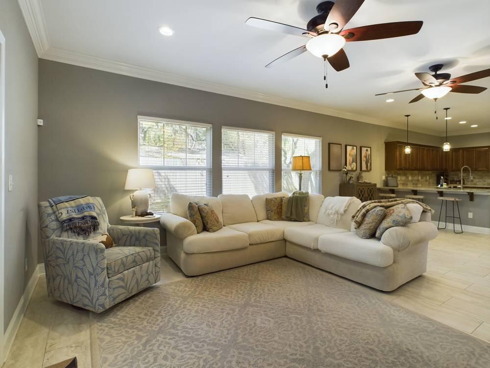 Don's Place - Residential