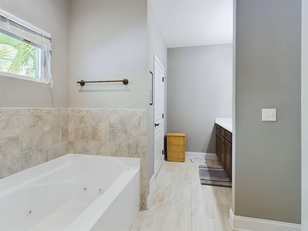 Don's Place - Residential