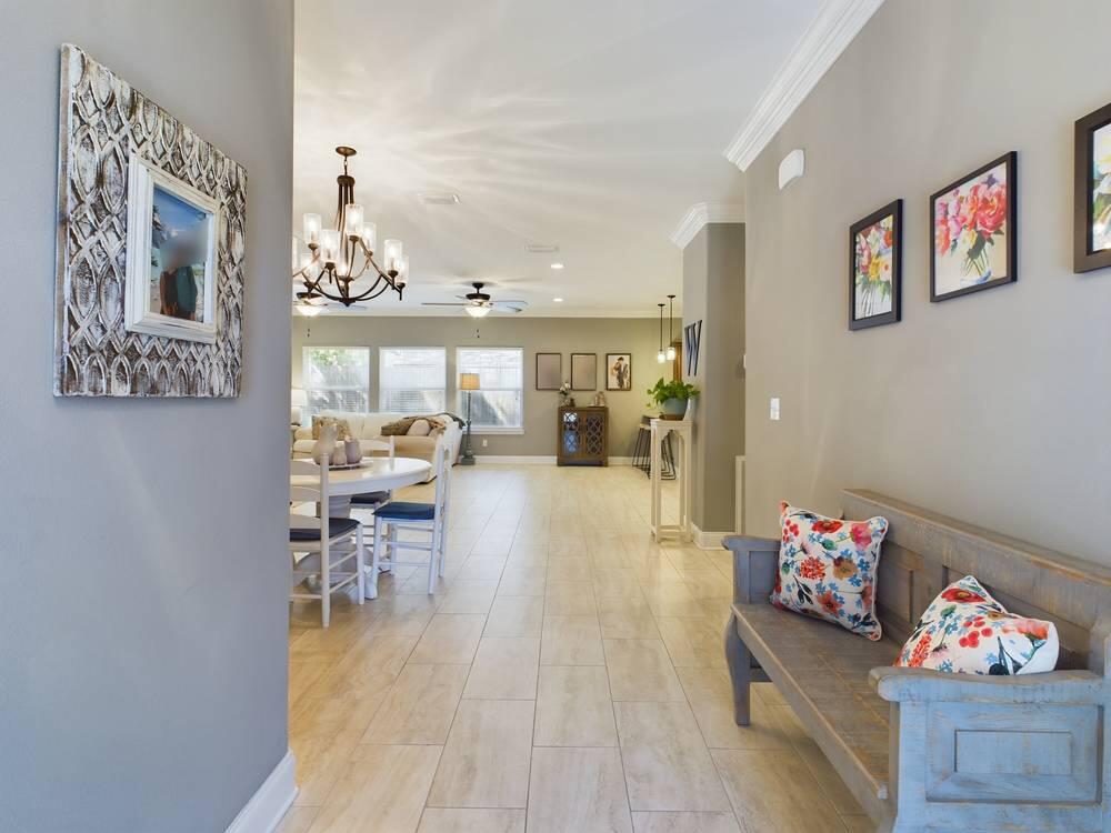 Don's Place - Residential