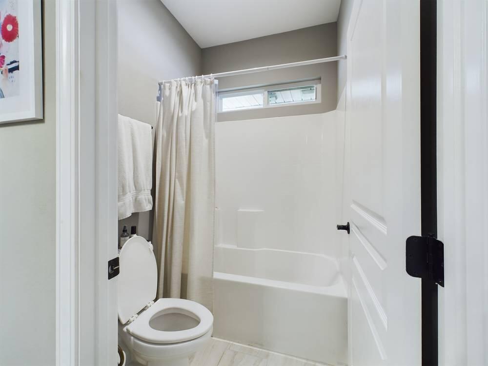 Don's Place - Residential