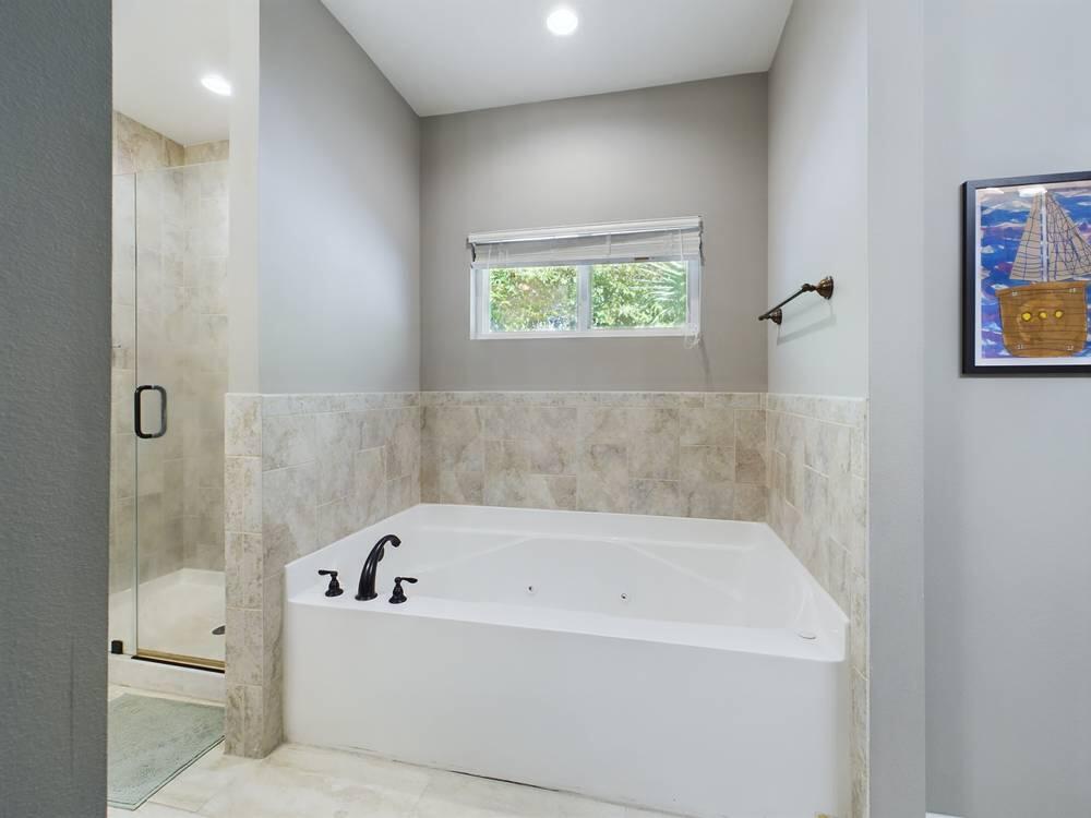 Don's Place - Residential