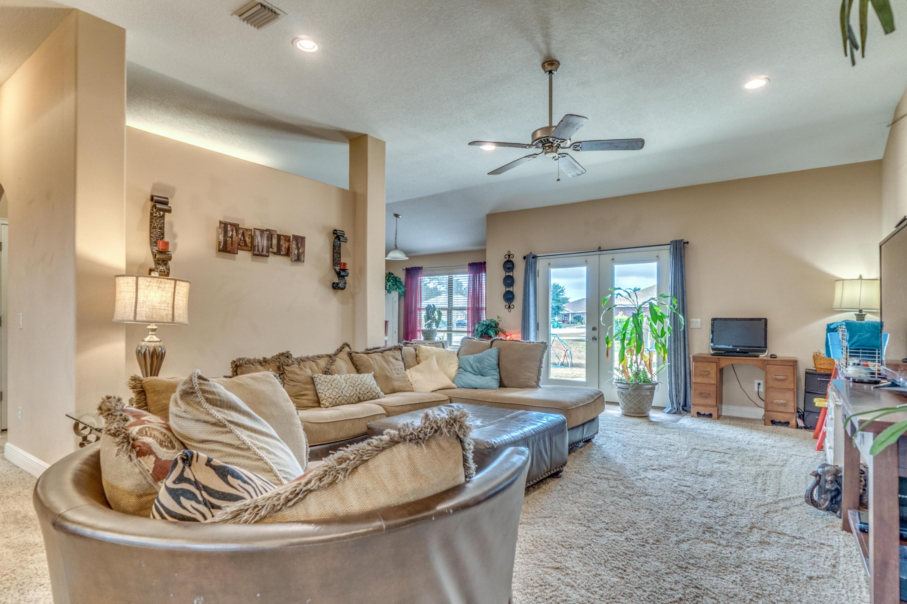 CREEKS EDGE - Residential