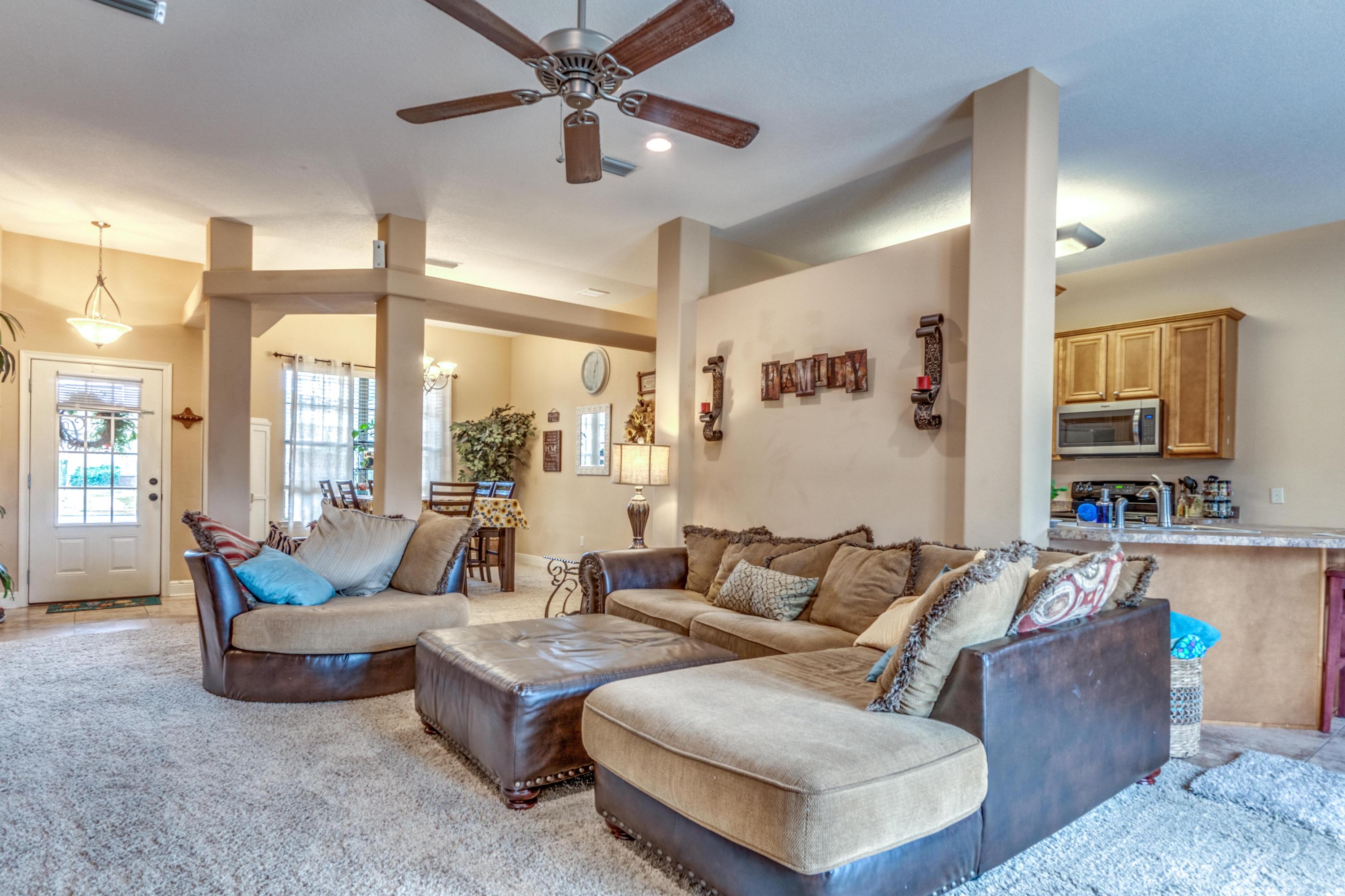 CREEKS EDGE - Residential