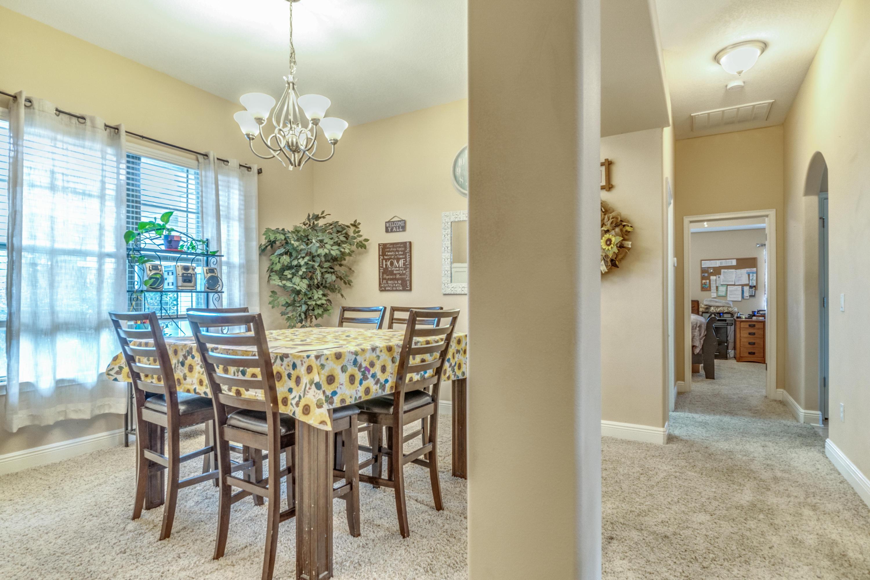 CREEKS EDGE - Residential