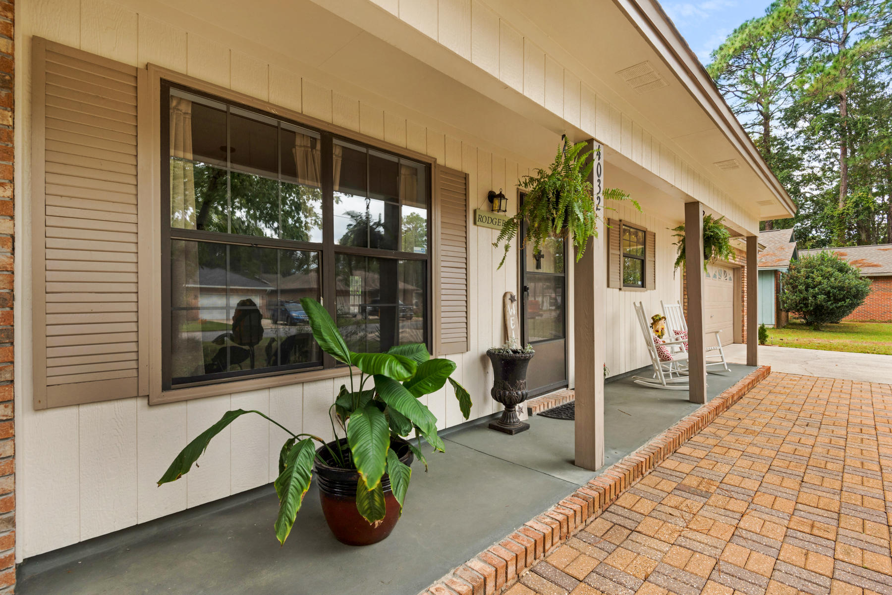 Valparaiso P/C #6 E1/2 Lots 24-26 BLK 114 - Residential