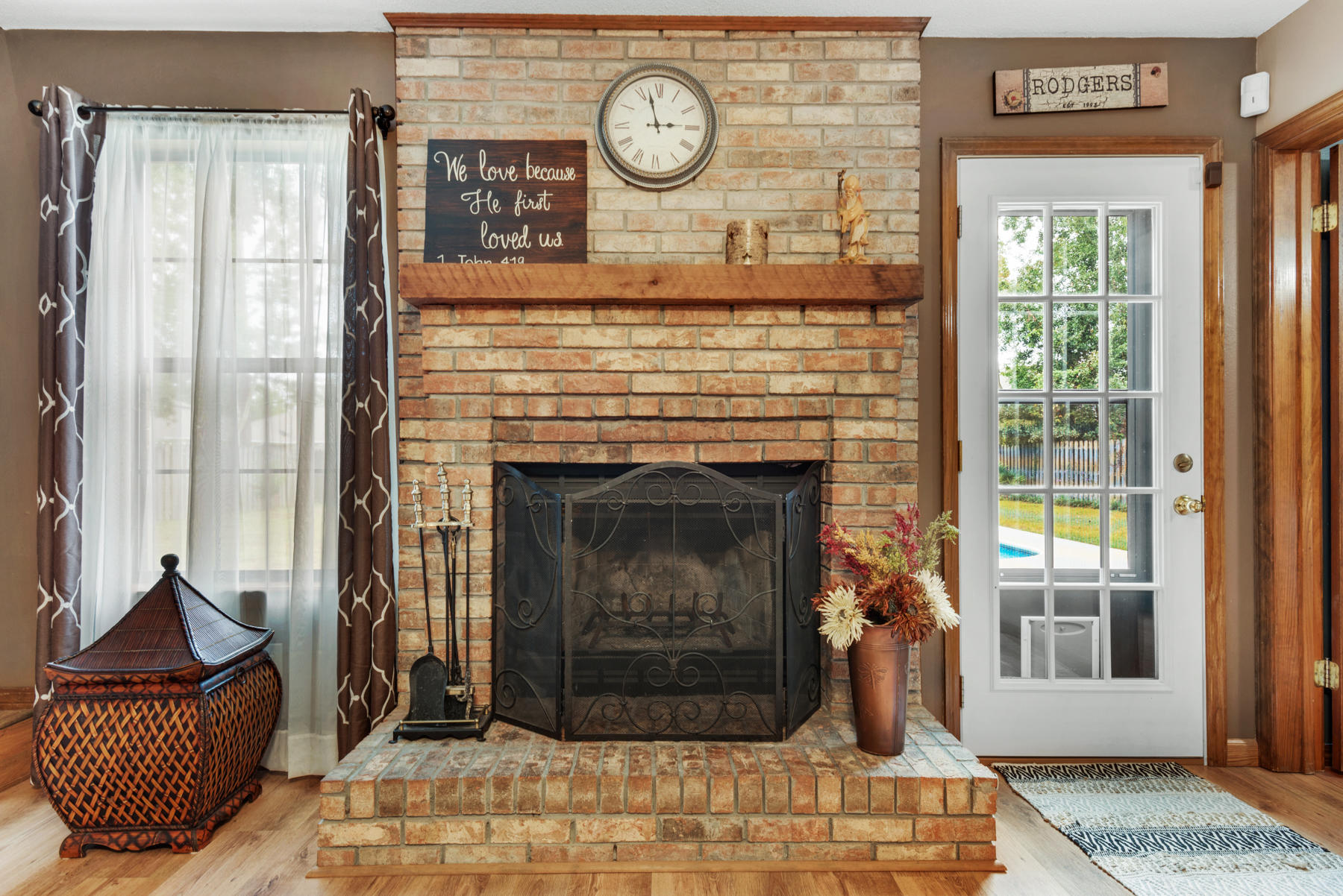 Valparaiso P/C #6 E1/2 Lots 24-26 BLK 114 - Residential