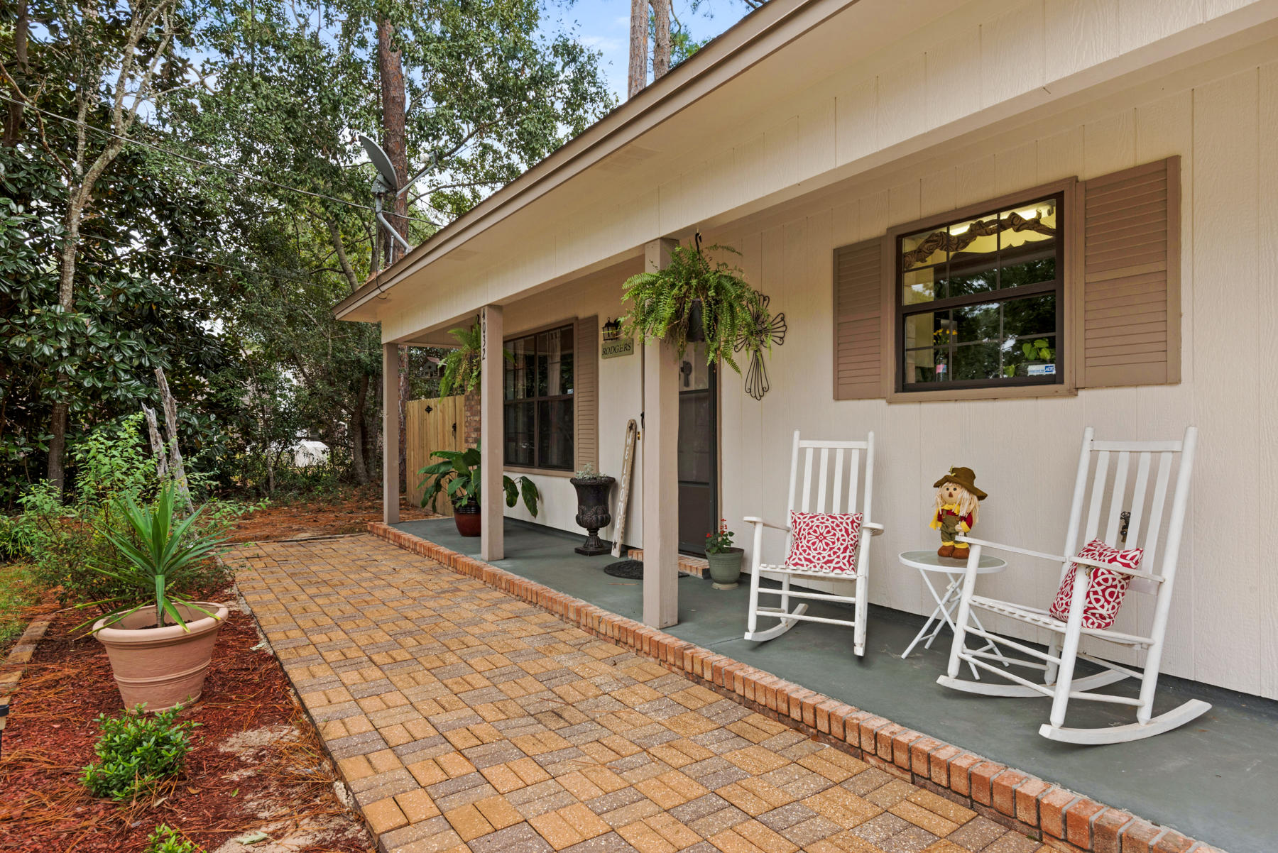 Valparaiso P/C #6 E1/2 Lots 24-26 BLK 114 - Residential