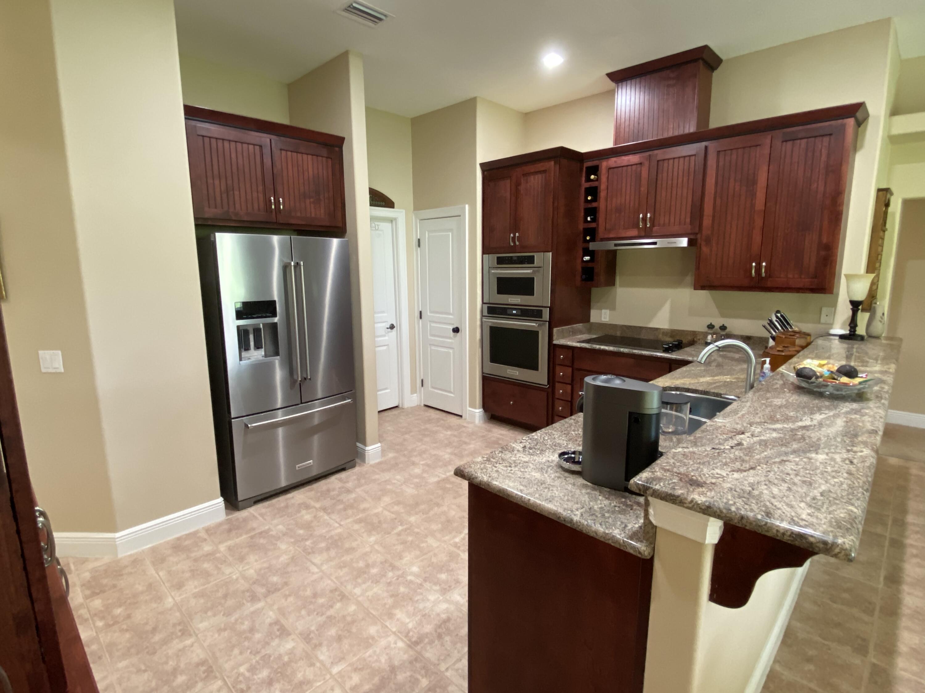 HIDDEN CREEK ESTATES AT HOLLEY BY THE SEA - Residential