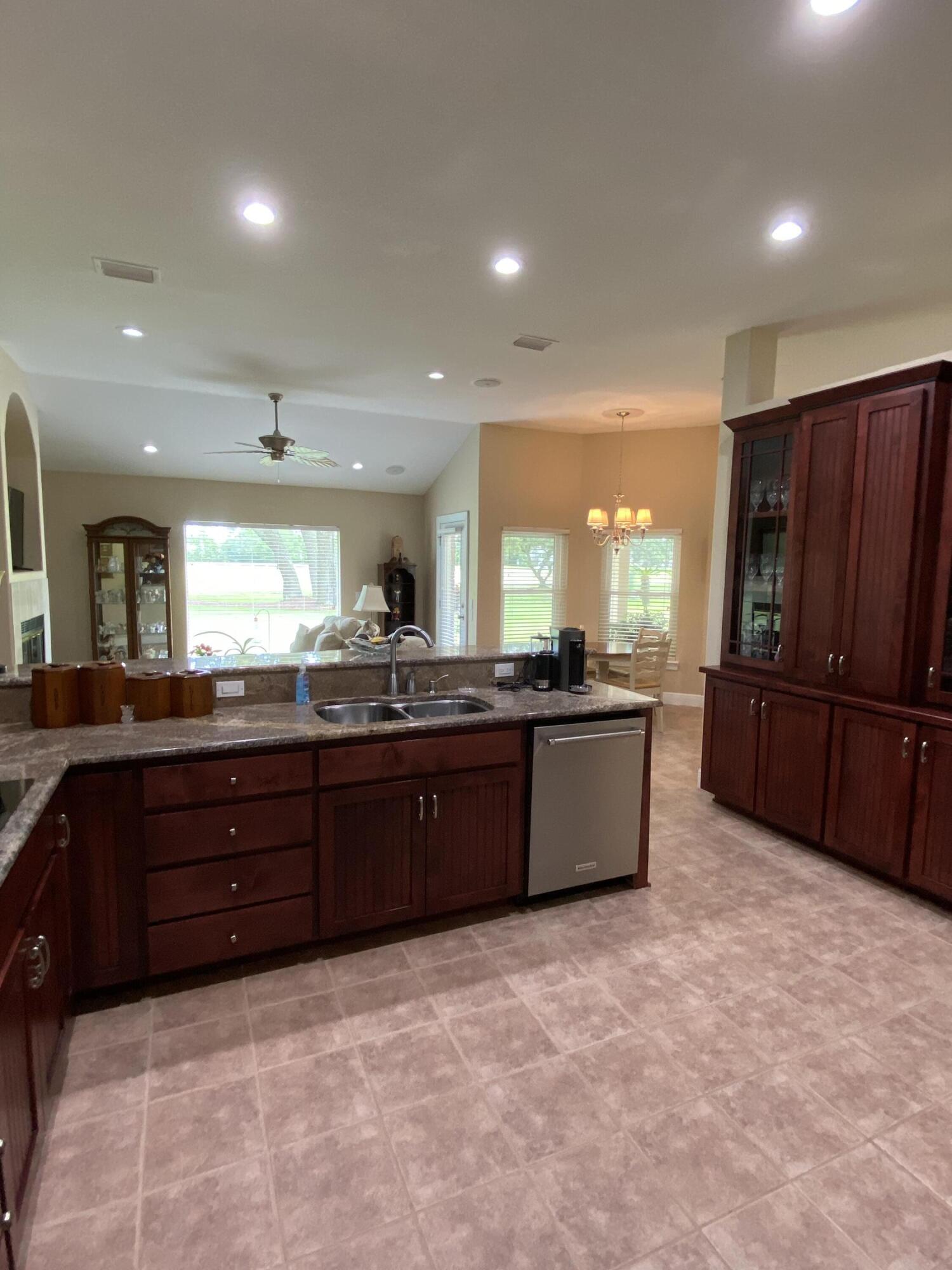 HIDDEN CREEK ESTATES AT HOLLEY BY THE SEA - Residential