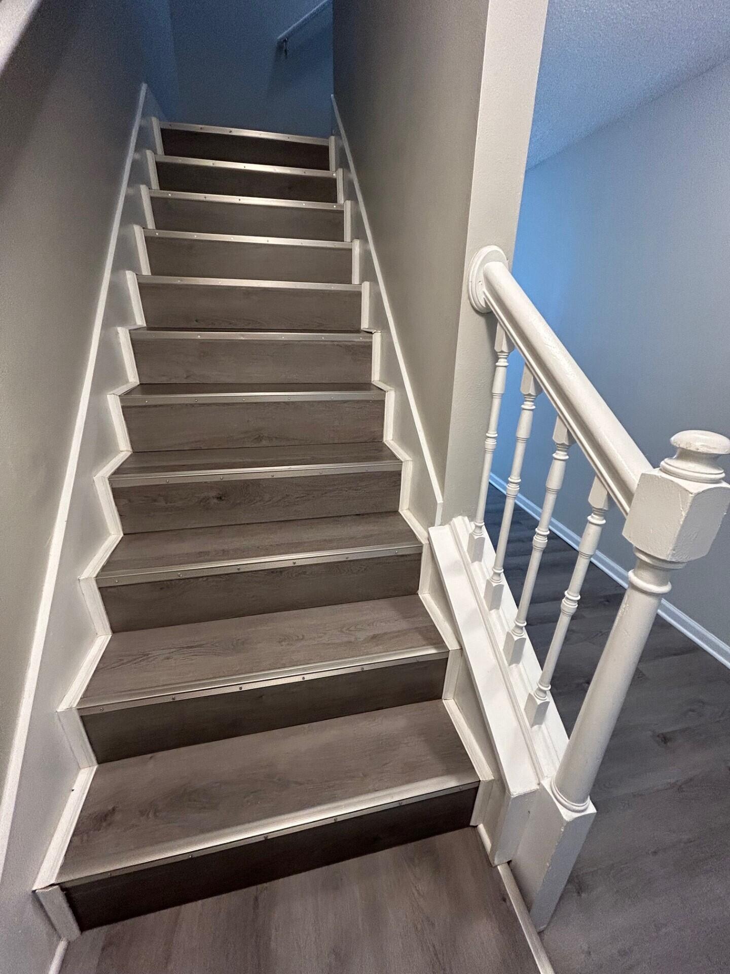 ROLLING PINES - Residential Lease