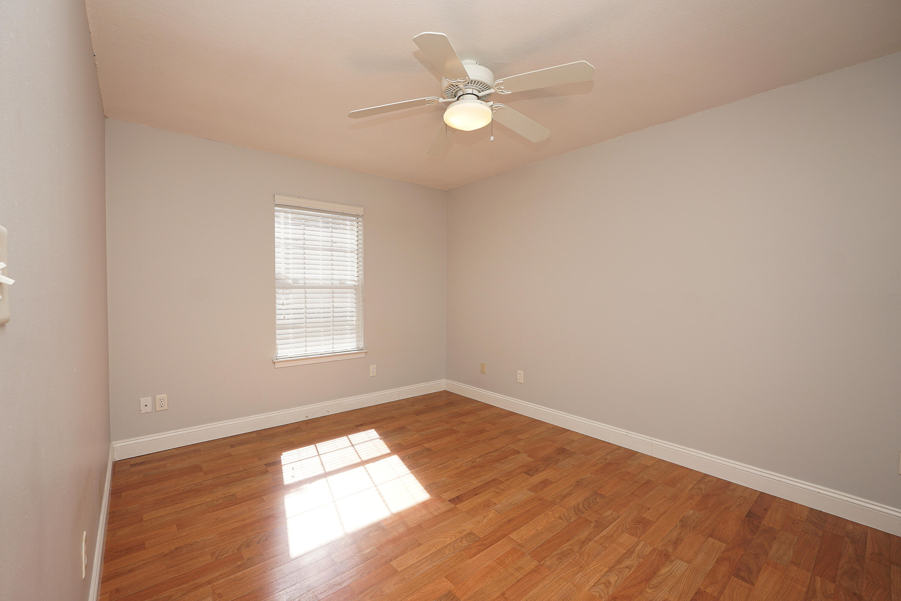 PARKWOOD AT BLUEWATER BAY - Residential Lease