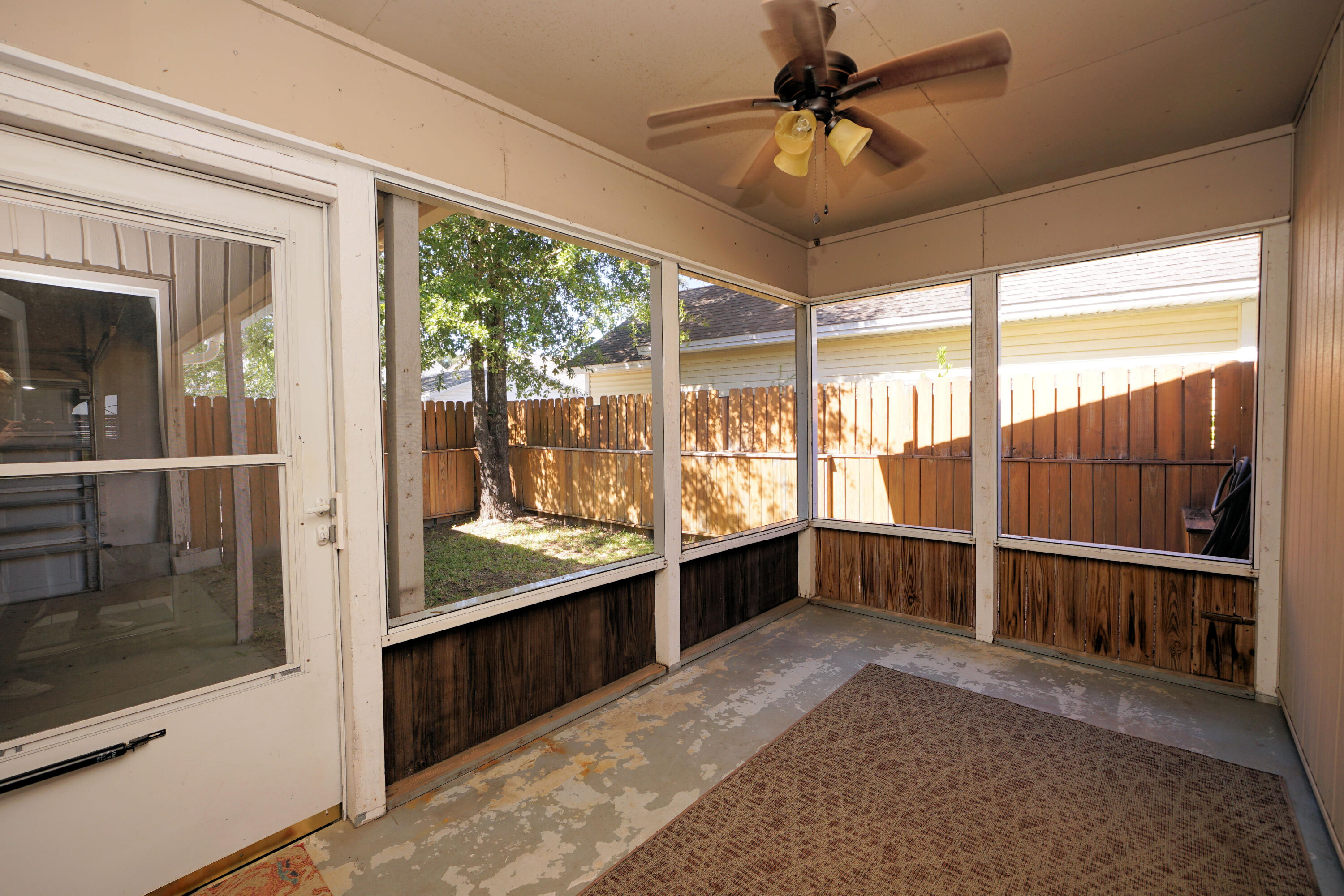 PARKWOOD AT BLUEWATER BAY - Residential Lease