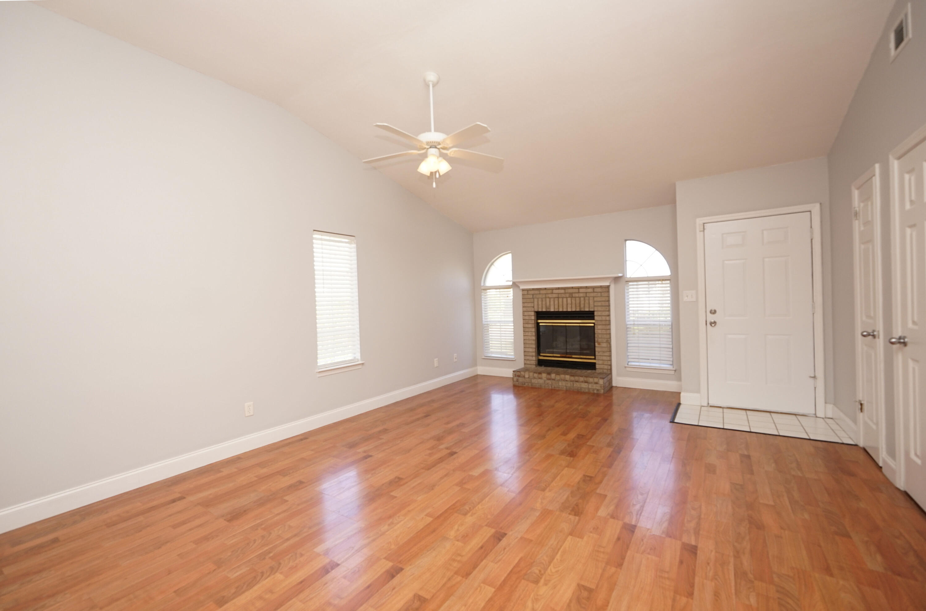 PARKWOOD AT BLUEWATER BAY - Residential Lease