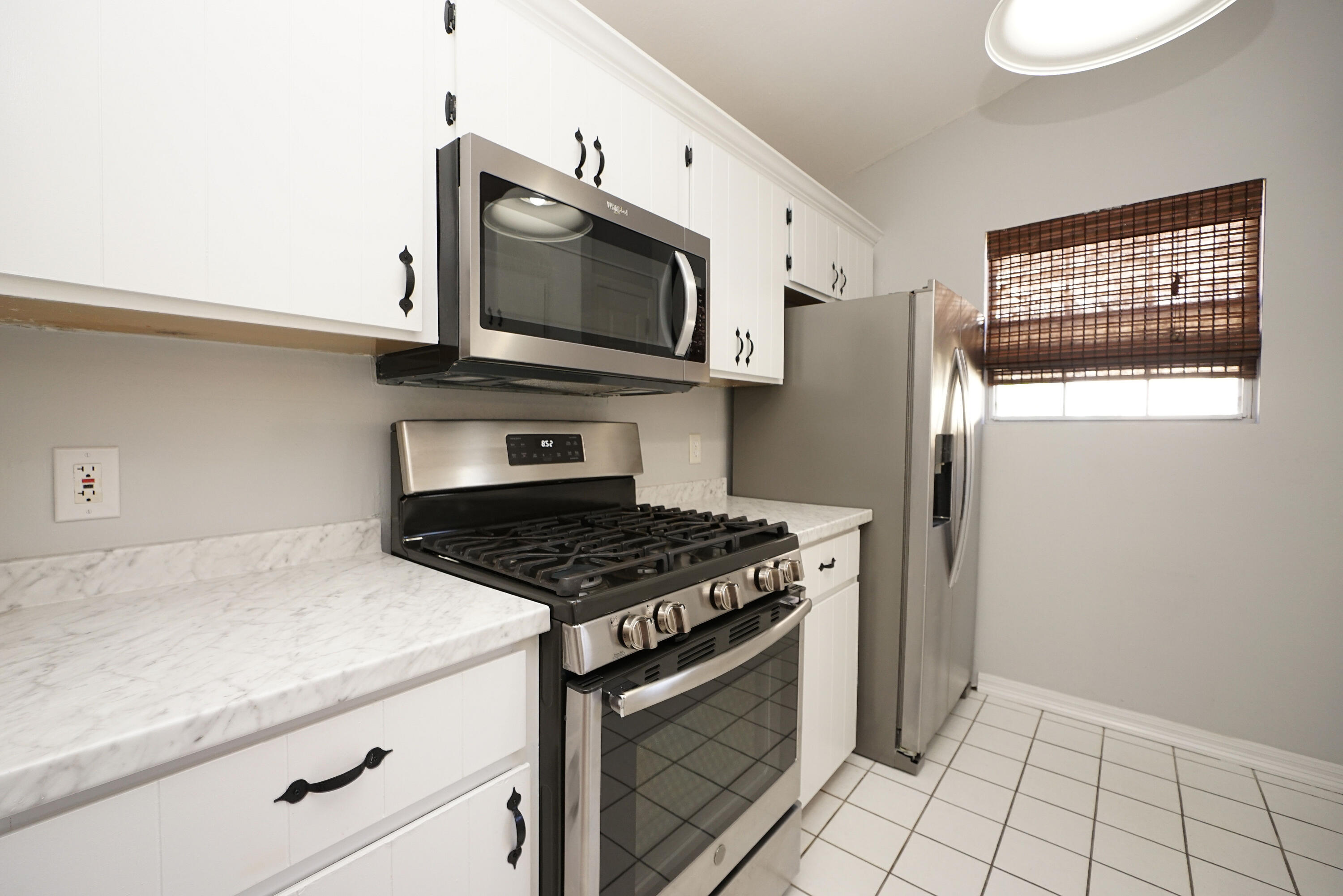 PARKWOOD AT BLUEWATER BAY - Residential Lease