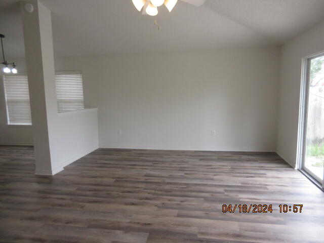 EMERALD VILLAGE S/D - Residential