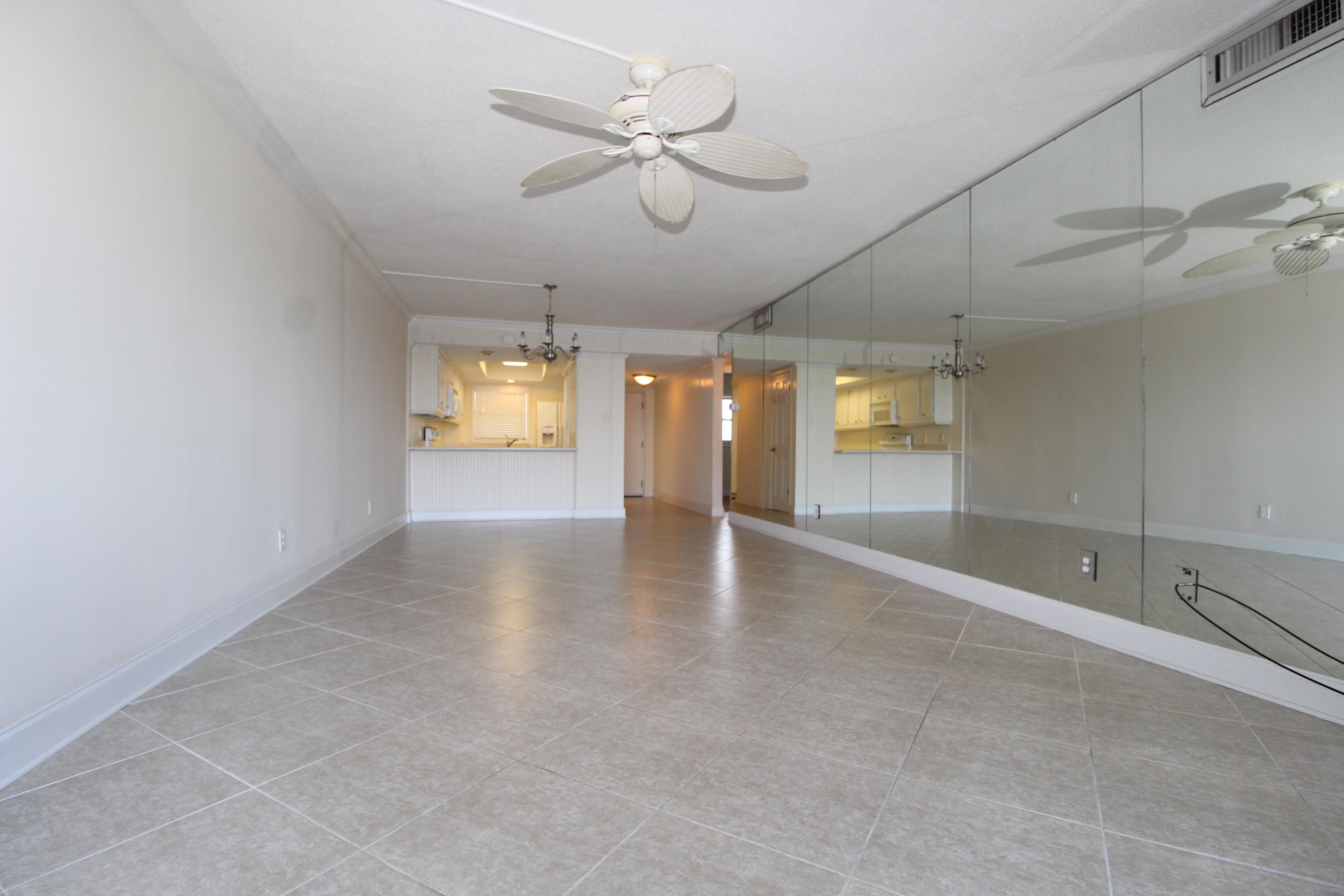 EL MATADOR CONDO - Residential