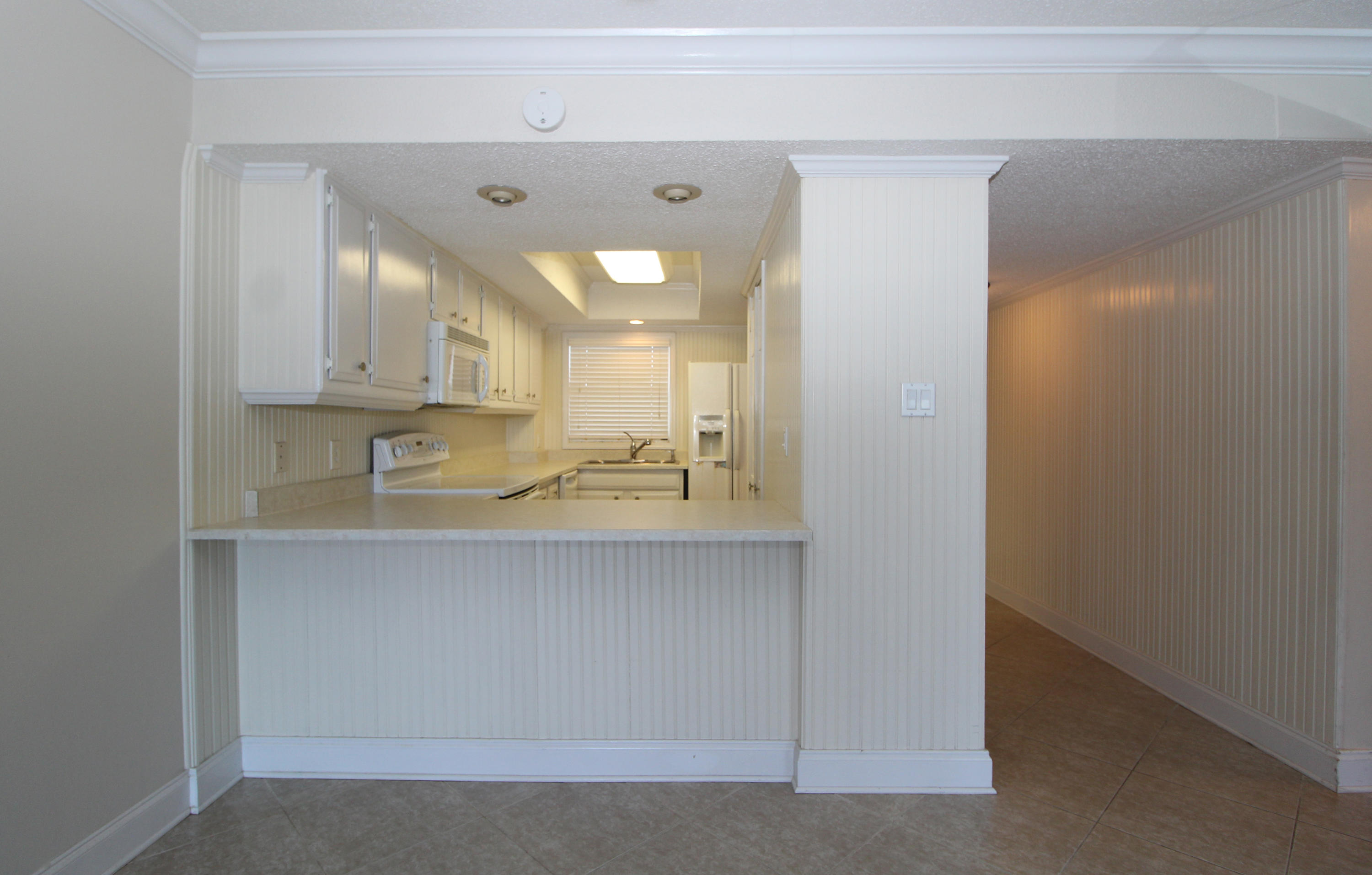 EL MATADOR CONDO - Residential