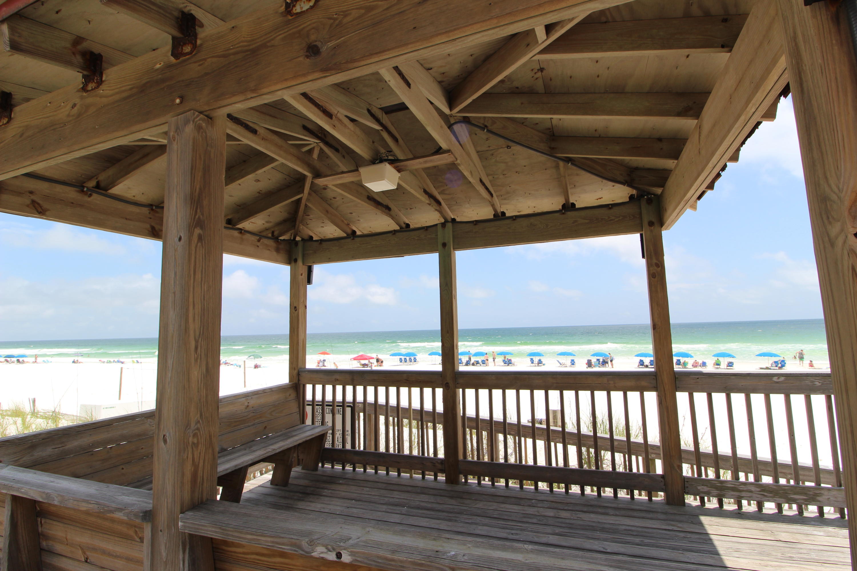 EL MATADOR CONDO - Residential