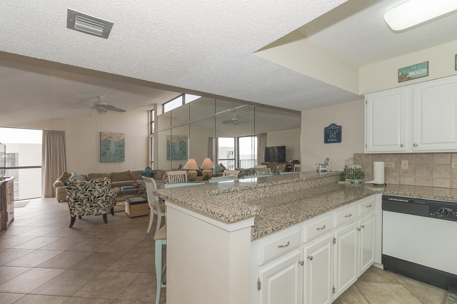 MAINSAIL CONDO PH 1 - Residential