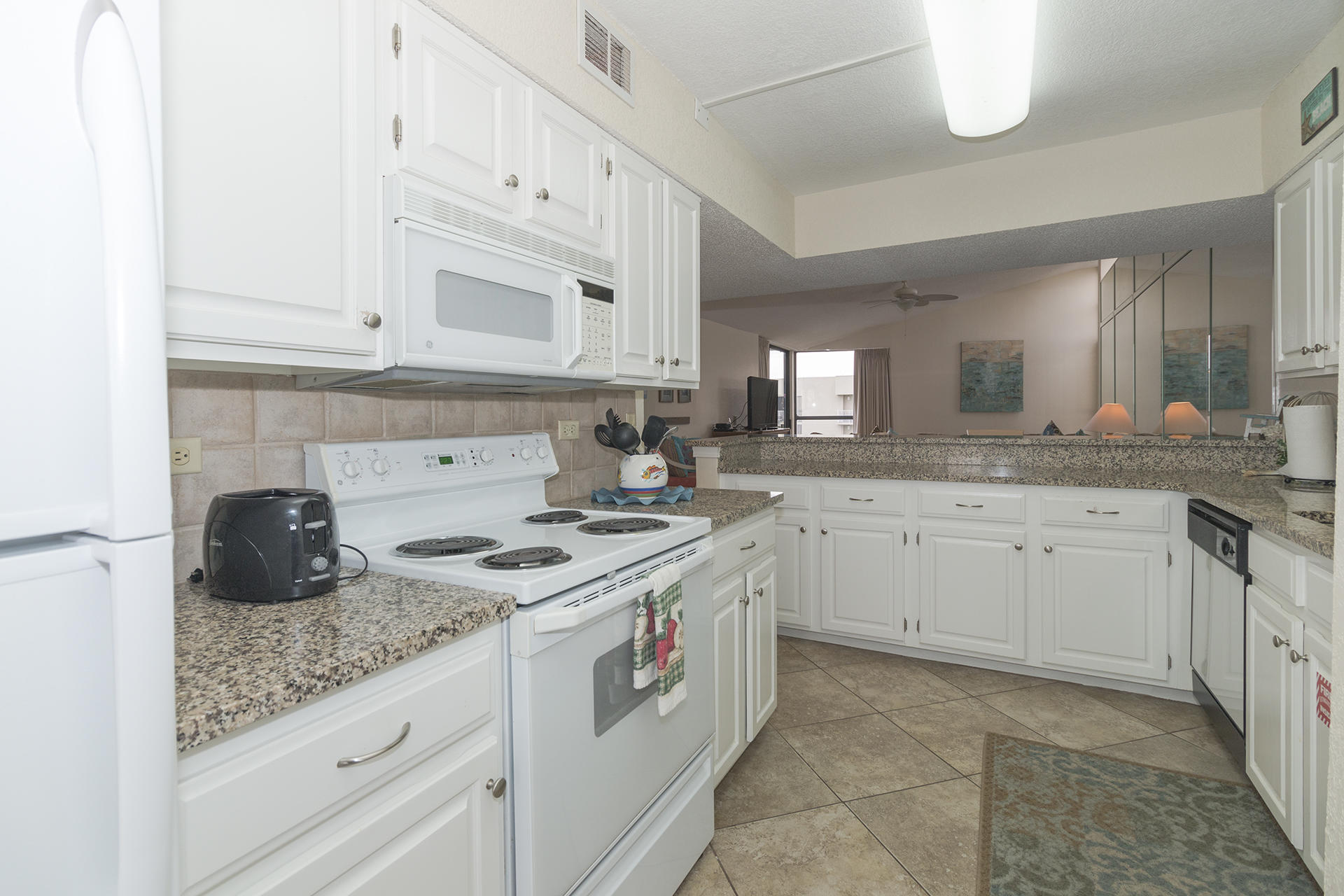 MAINSAIL CONDO PH 1 - Residential