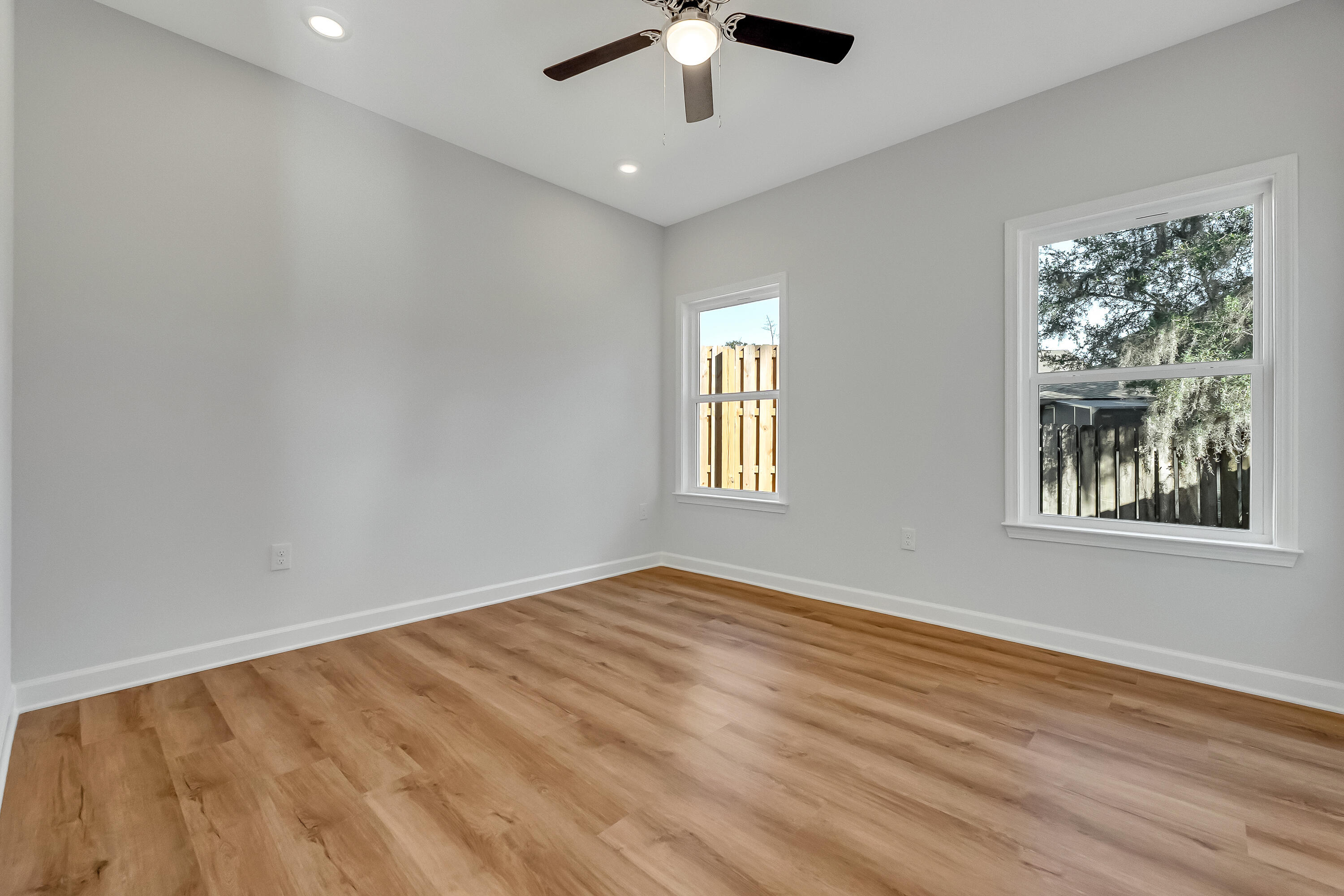 Live Oak Cottages - Residential