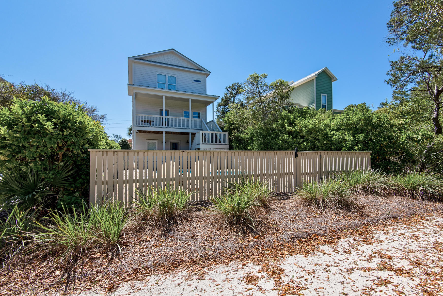 GULF LAKE BEACHES ESTATES - Residential