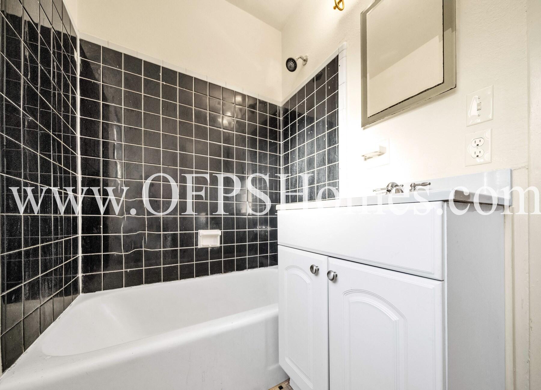 MEIGS S/D - Residential Lease