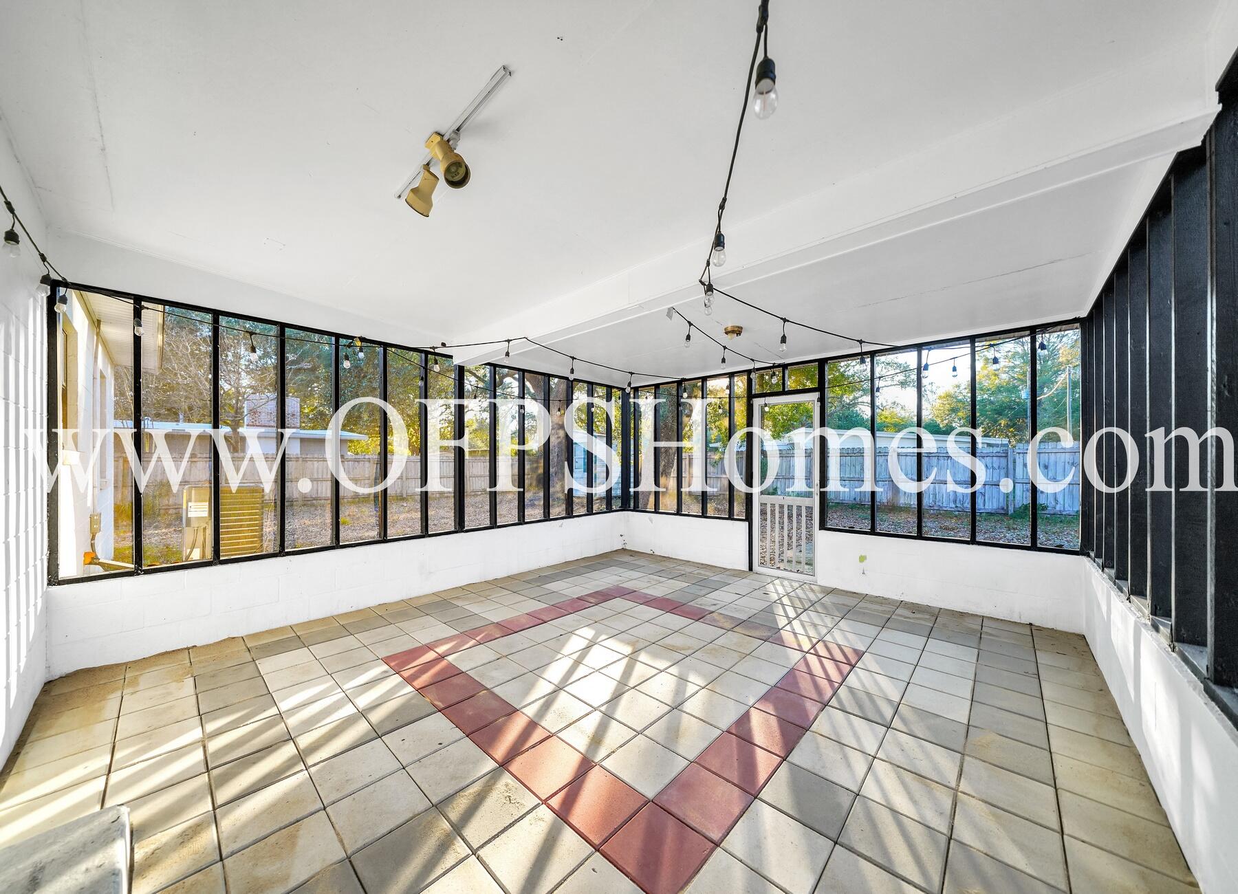 MEIGS S/D - Residential Lease