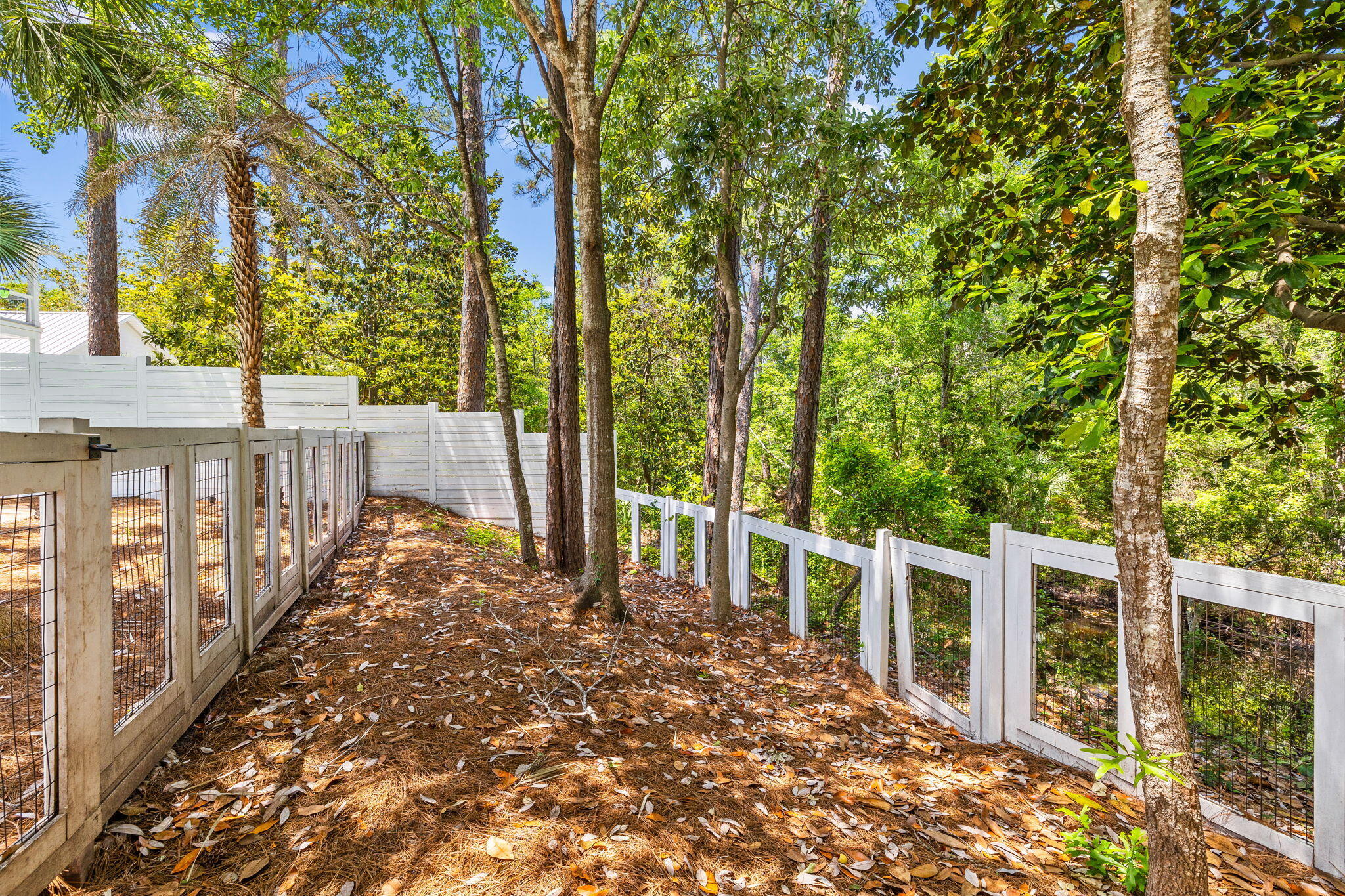SEAGROVE SHORES 4TH ADD - Residential