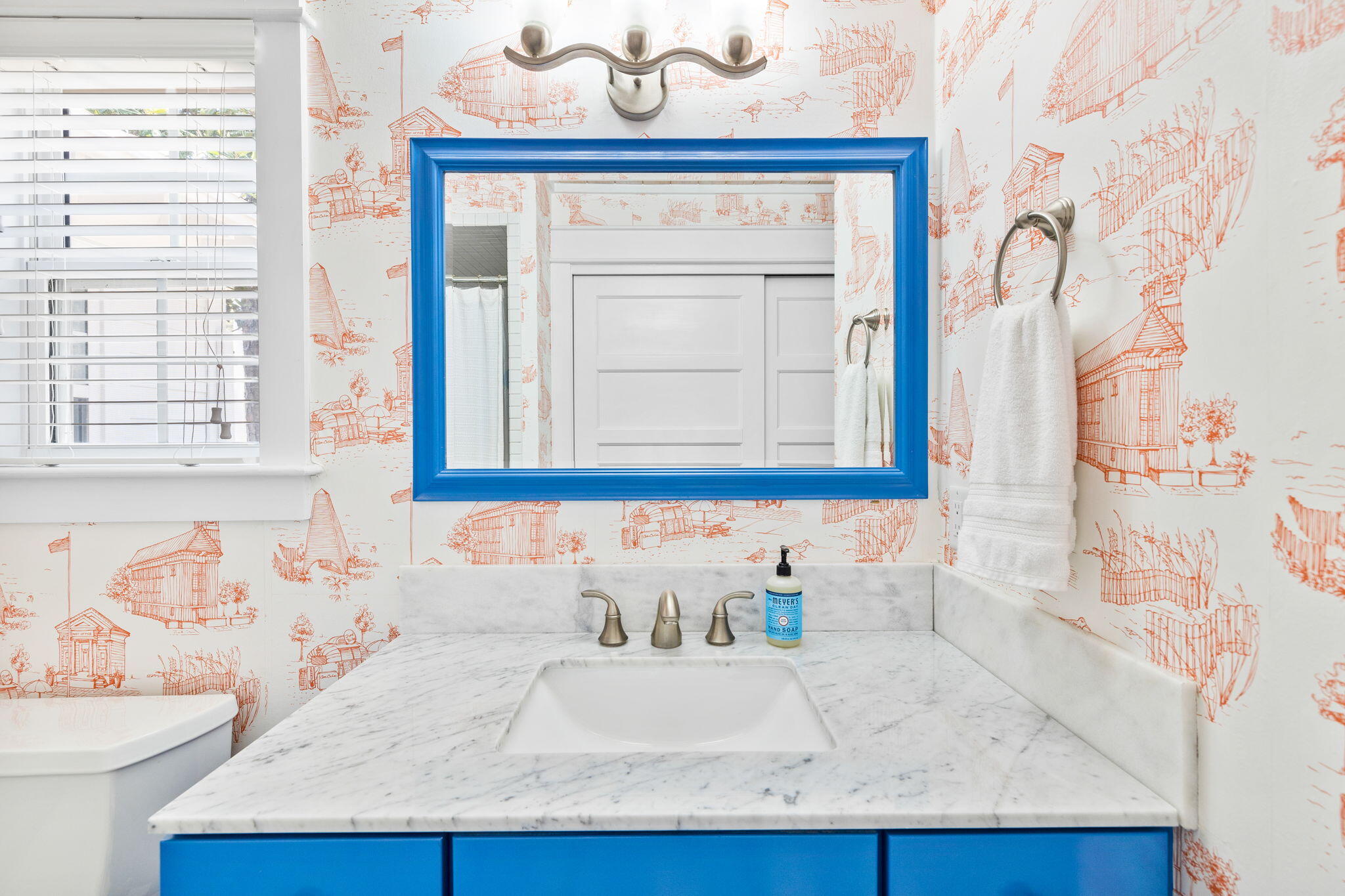 SEAGROVE SHORES 4TH ADD - Residential