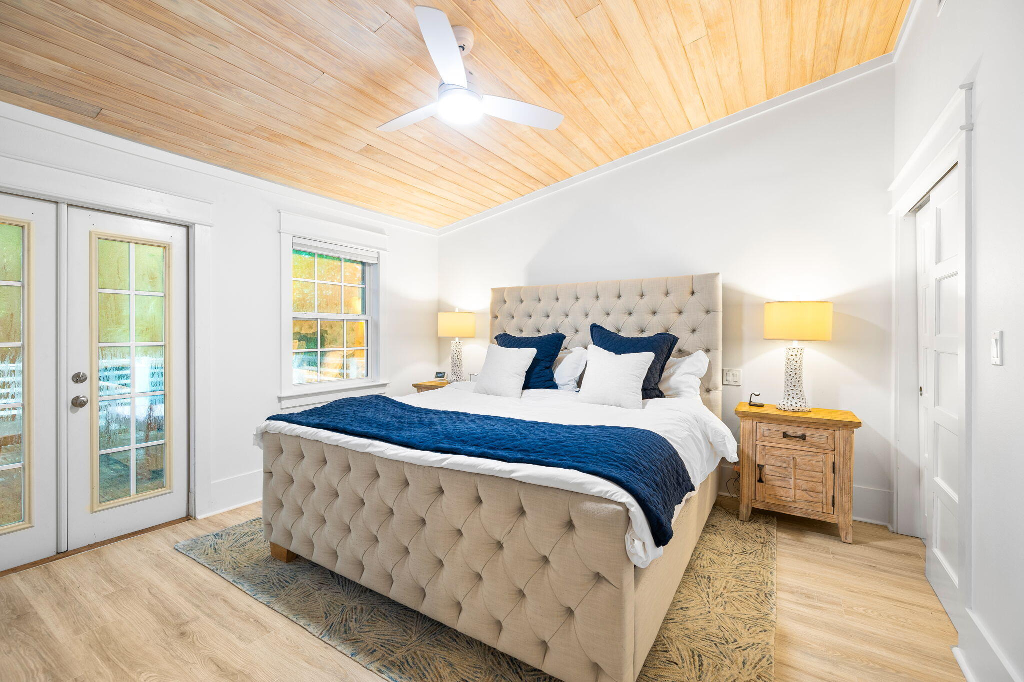 SEAGROVE SHORES 4TH ADD - Residential